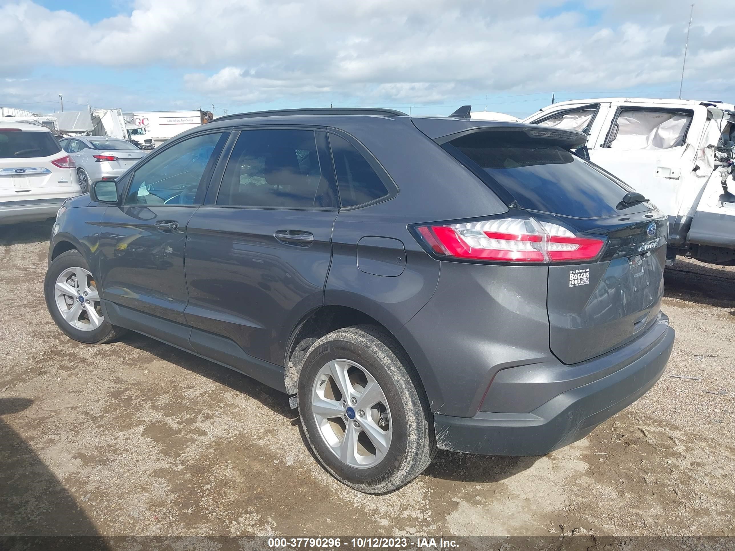 Photo 2 VIN: 2FMPK3G9XMBA03518 - FORD EDGE 