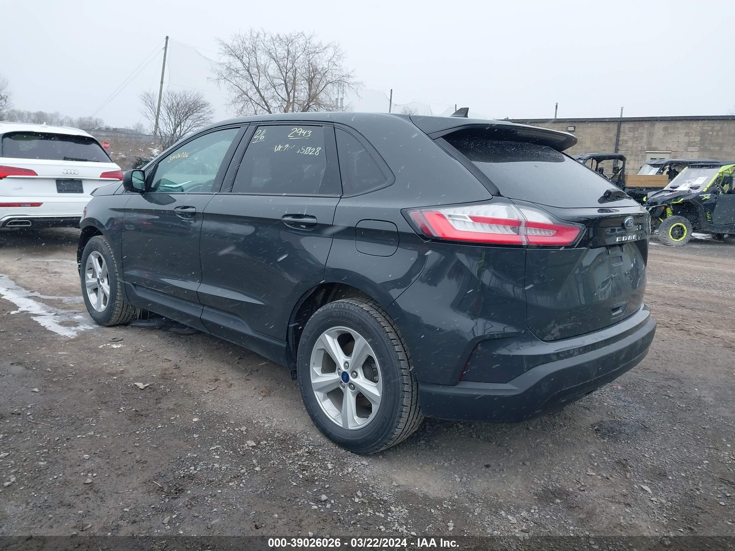 Photo 2 VIN: 2FMPK3G9XMBA56185 - FORD EDGE 