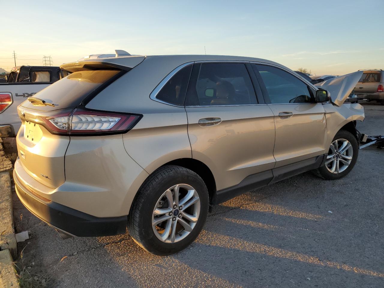 Photo 2 VIN: 2FMPK3J82HBC69976 - FORD EDGE 