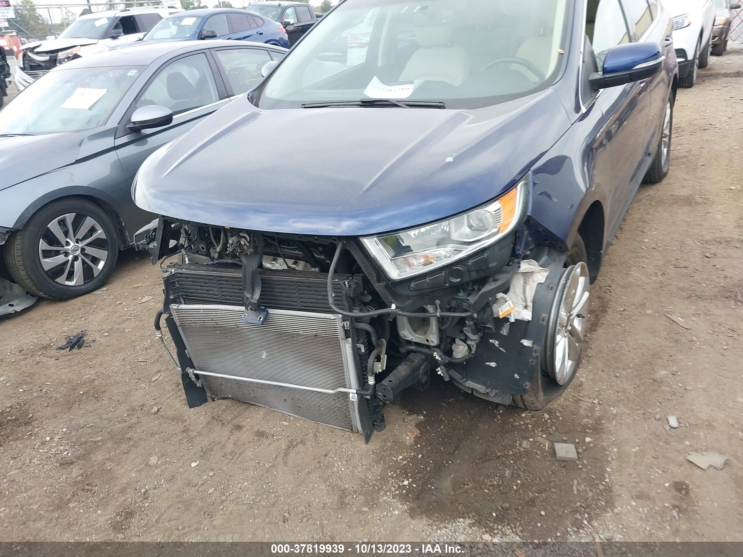 Photo 5 VIN: 2FMPK3J8XGBC37629 - FORD EDGE 