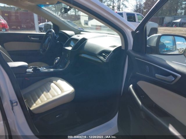 Photo 4 VIN: 2FMPK3J8XHBC15714 - FORD EDGE 