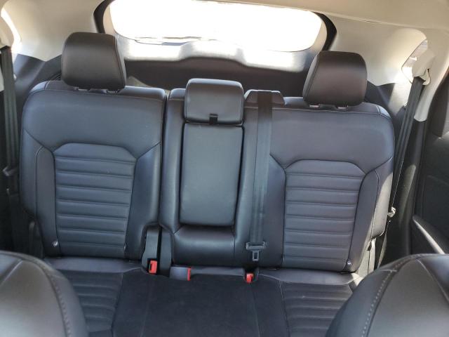 Photo 9 VIN: 2FMPK3J90JBC00444 - FORD EDGE 