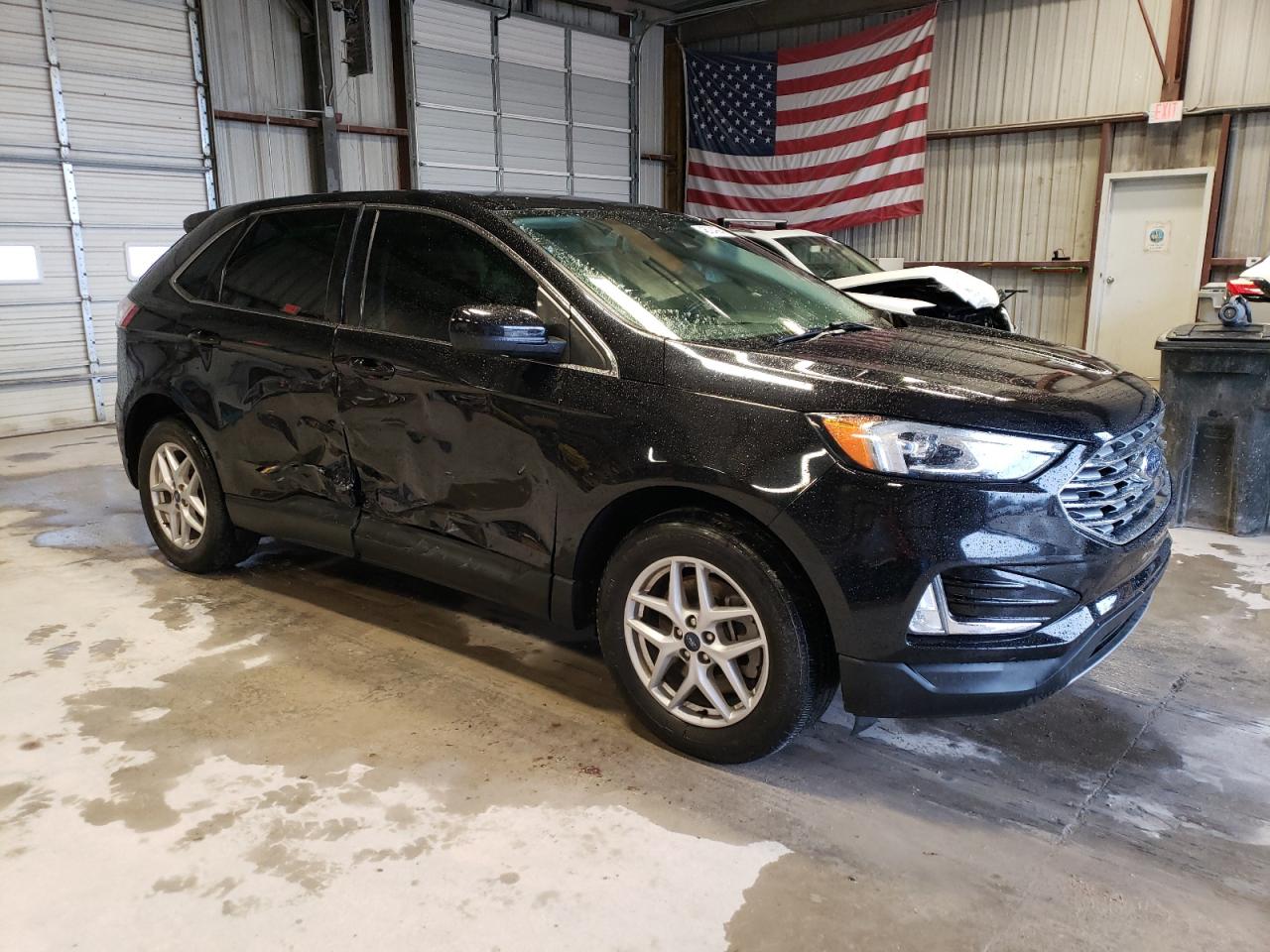 Photo 3 VIN: 2FMPK3J90MBA21518 - FORD EDGE 