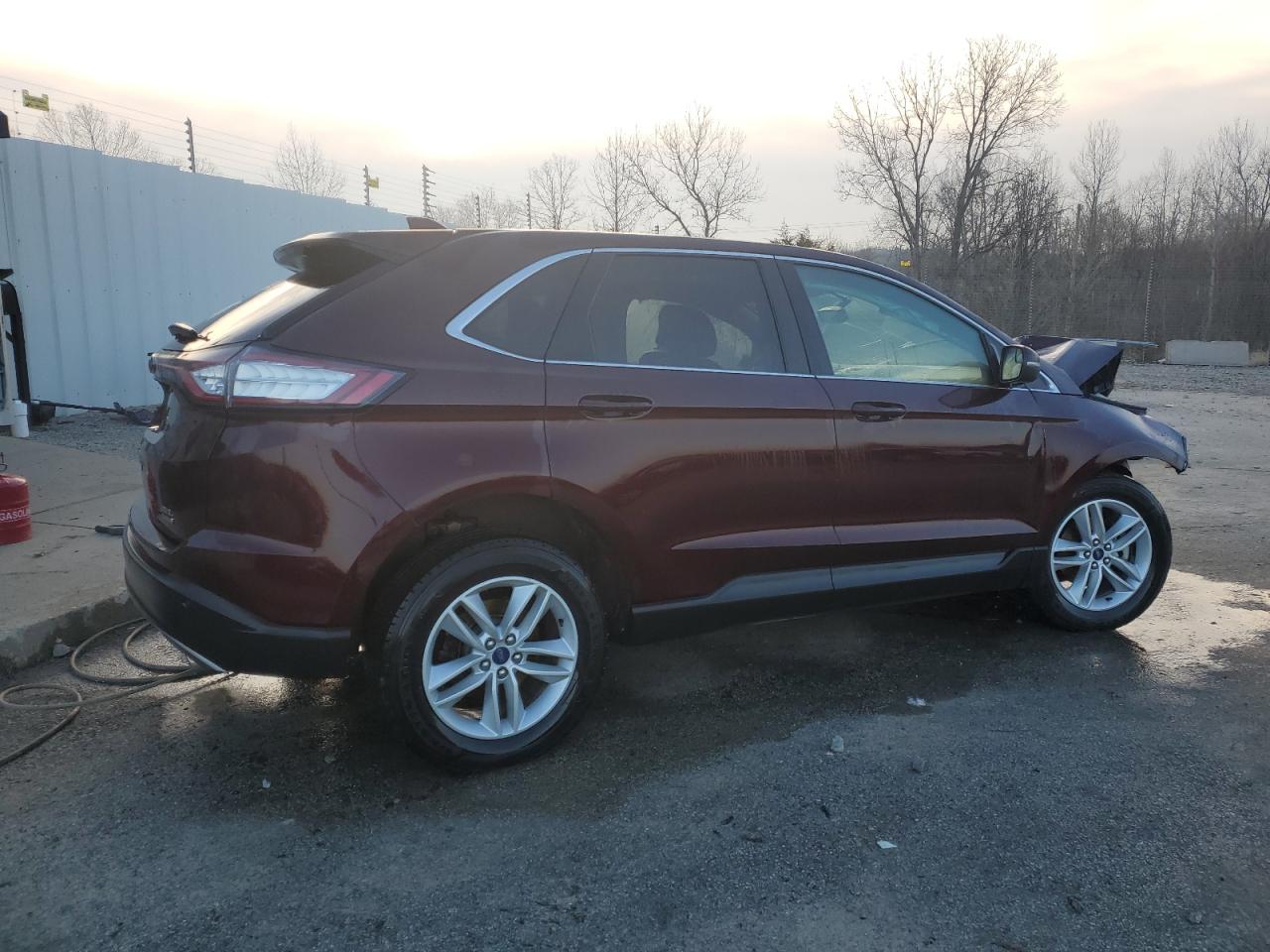 Photo 2 VIN: 2FMPK3J92HBC27672 - FORD EDGE 