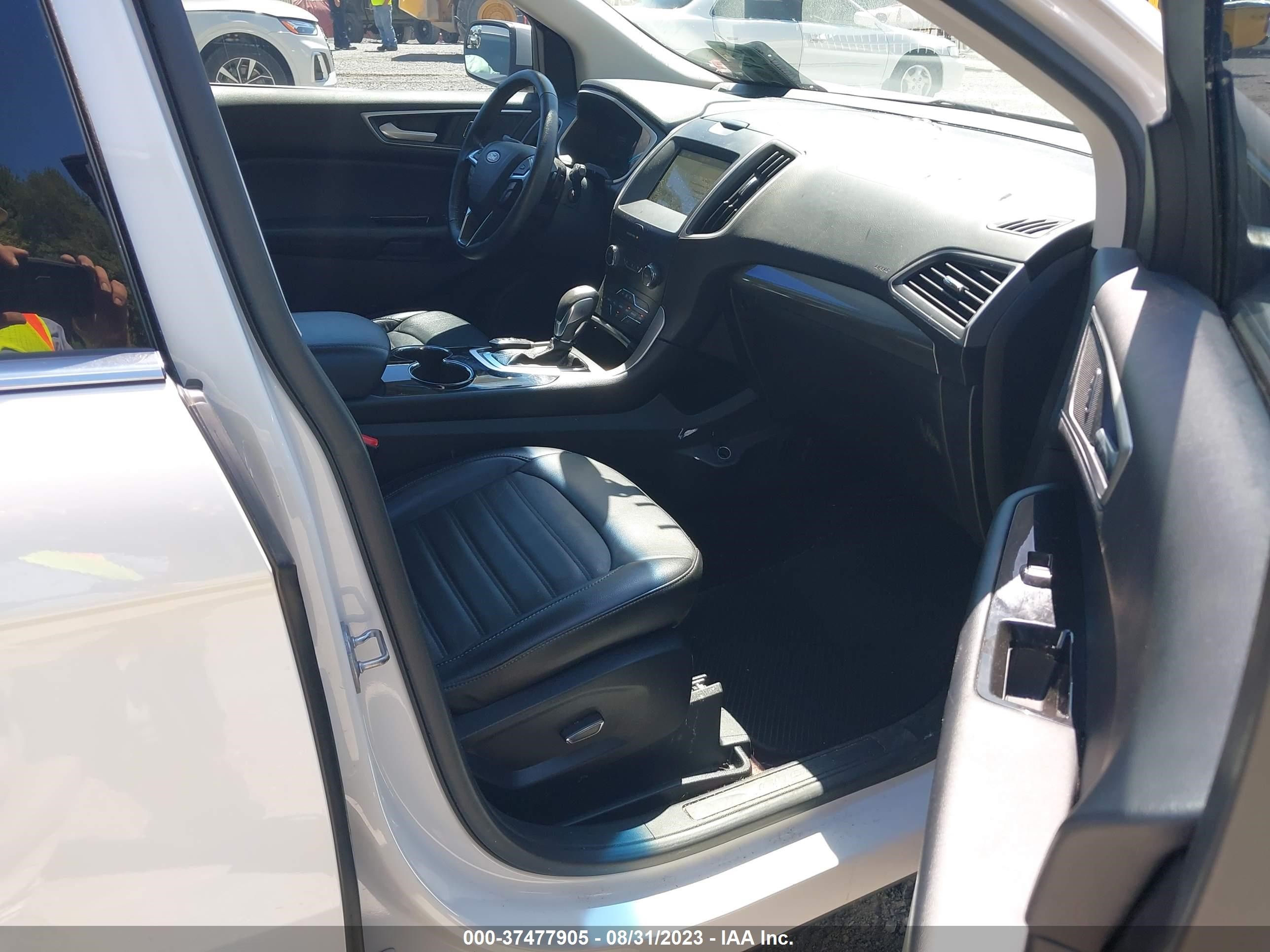 Photo 4 VIN: 2FMPK3J92JBC05130 - FORD EDGE 