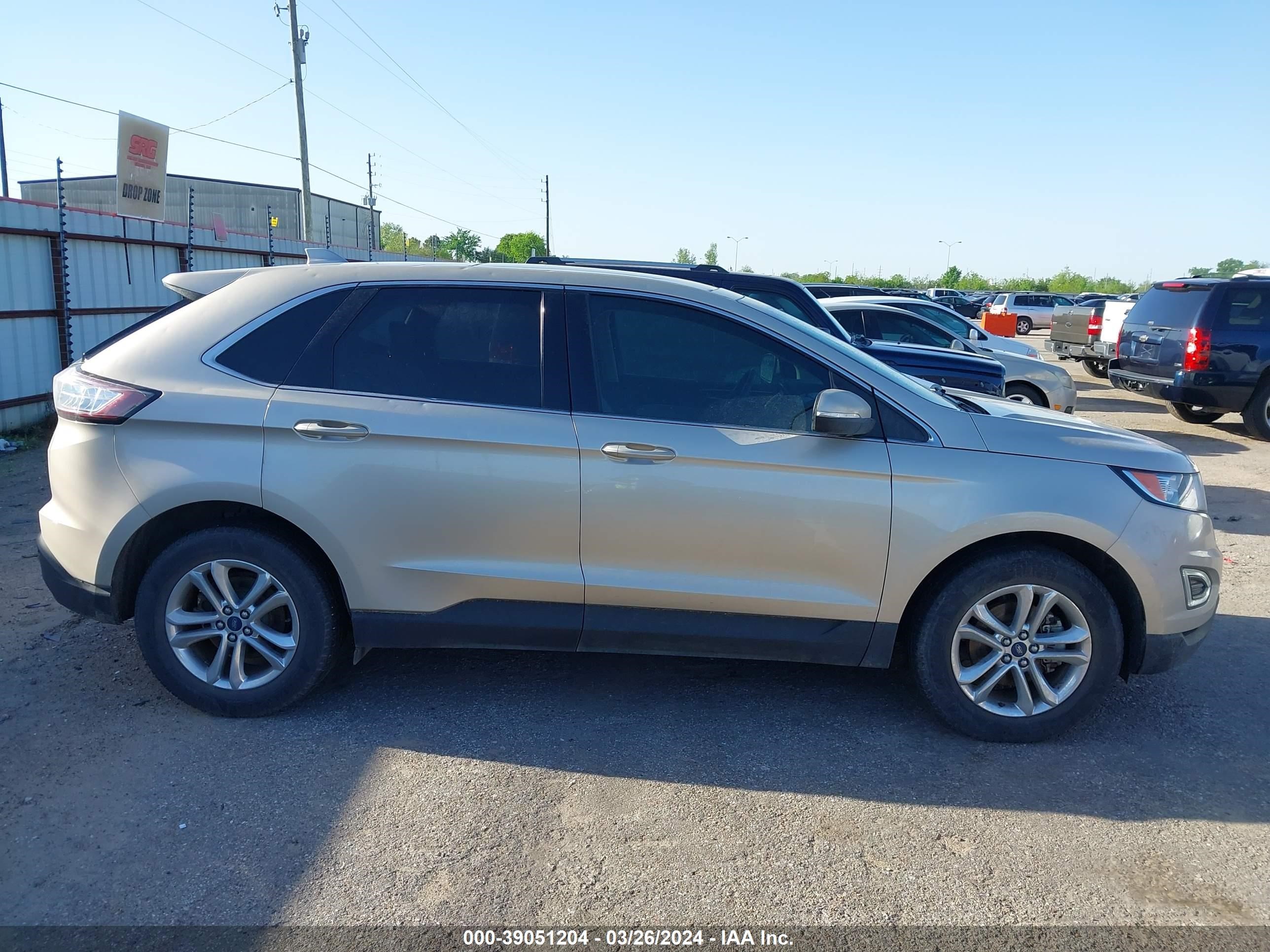 Photo 12 VIN: 2FMPK3J95JBC00455 - FORD EDGE 