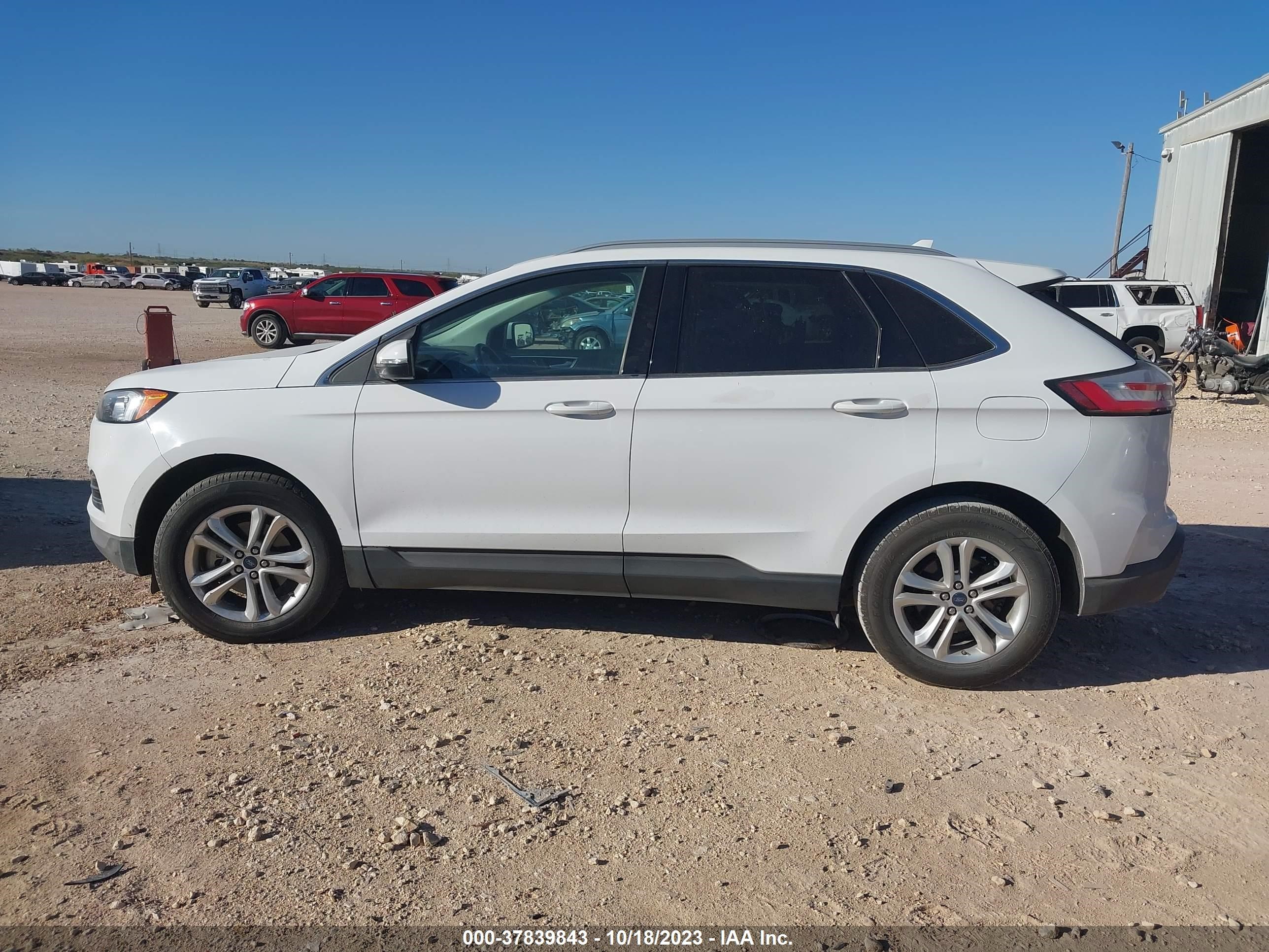 Photo 13 VIN: 2FMPK3J97LBA31445 - FORD EDGE 