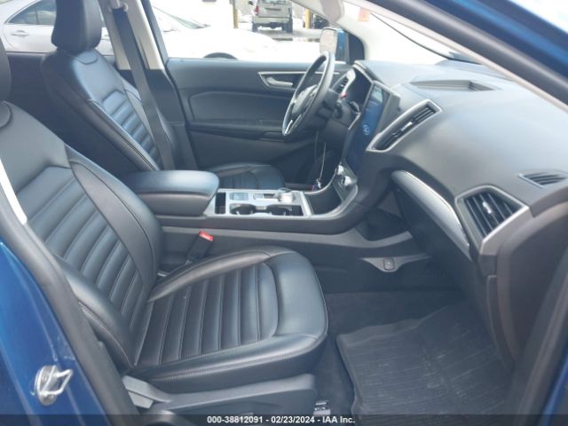 Photo 4 VIN: 2FMPK3J99MBA22733 - FORD EDGE 