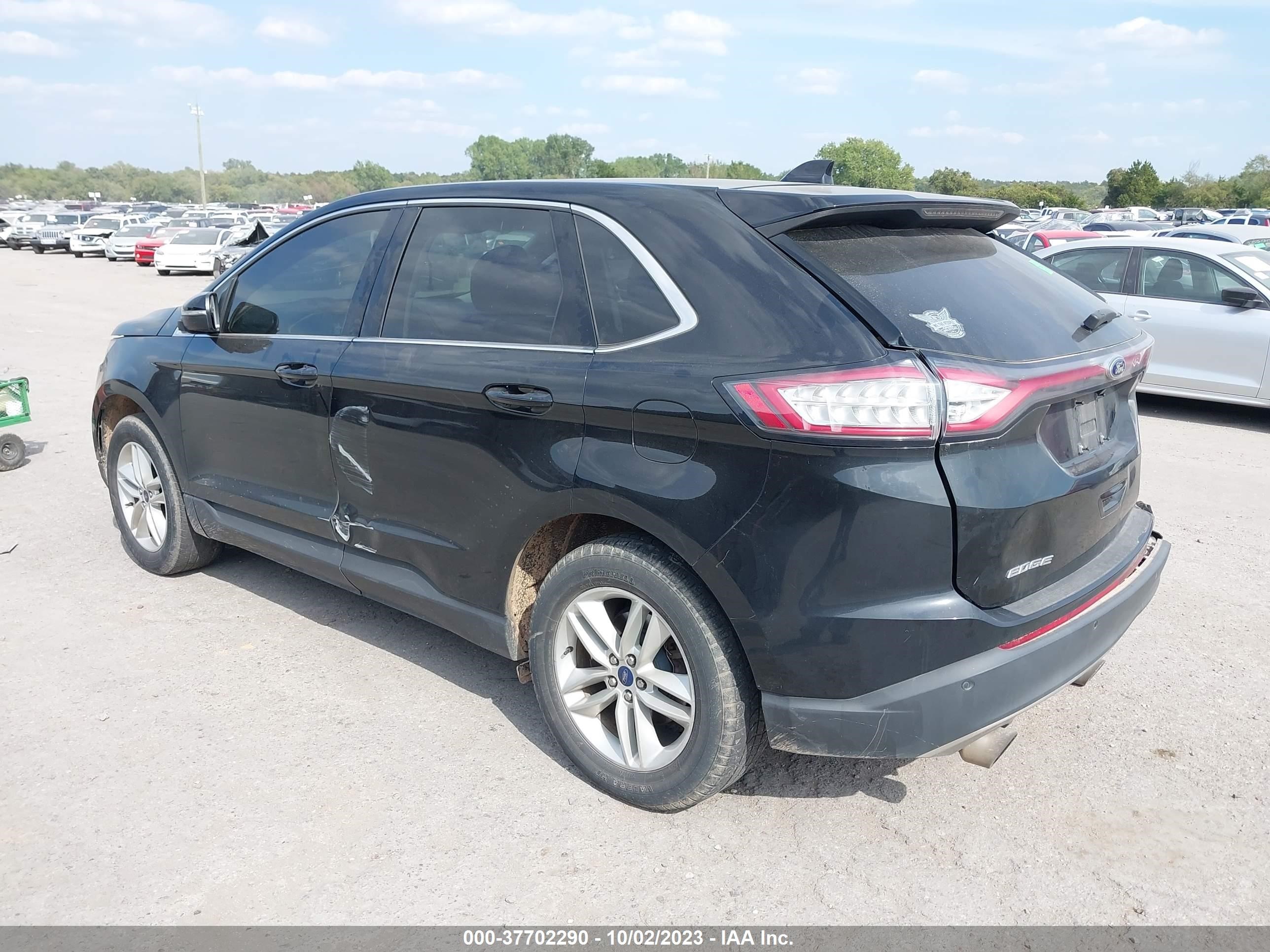 Photo 2 VIN: 2FMPK3J9XGBC21746 - FORD EDGE 