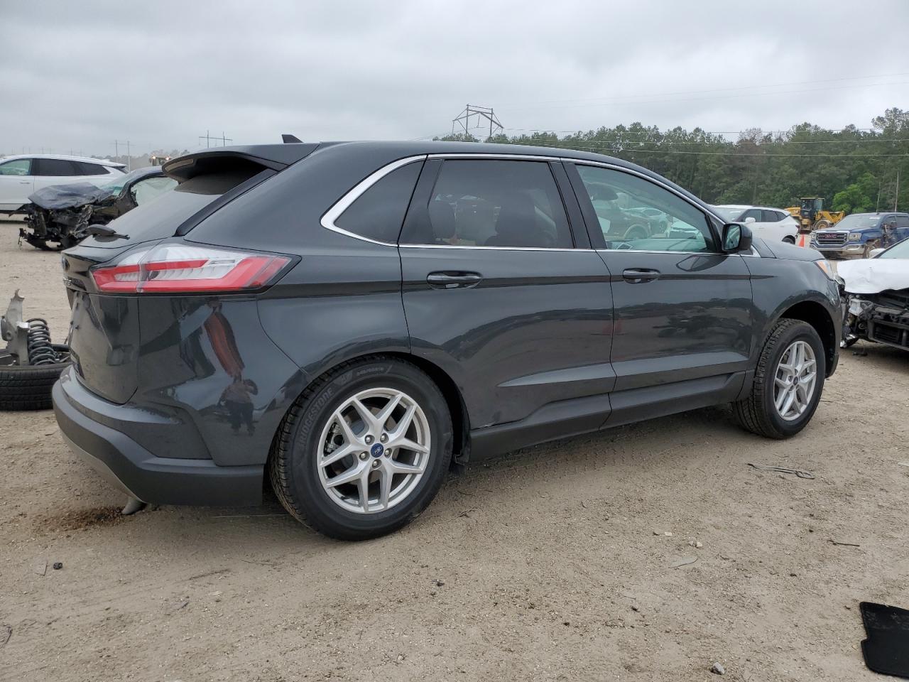 Photo 2 VIN: 2FMPK3J9XMBA12888 - FORD EDGE 