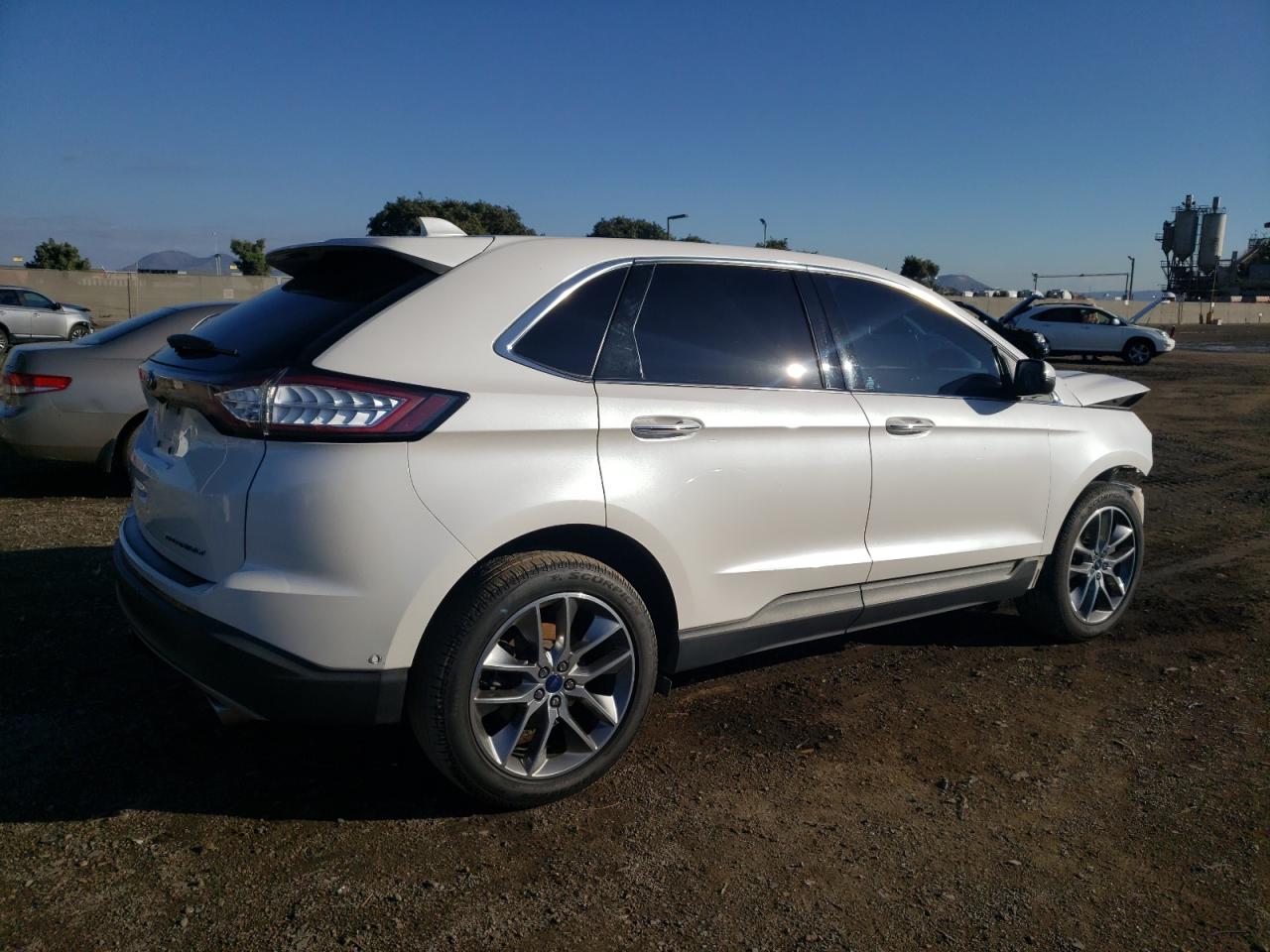 Photo 2 VIN: 2FMPK3K80GBB26778 - FORD EDGE 