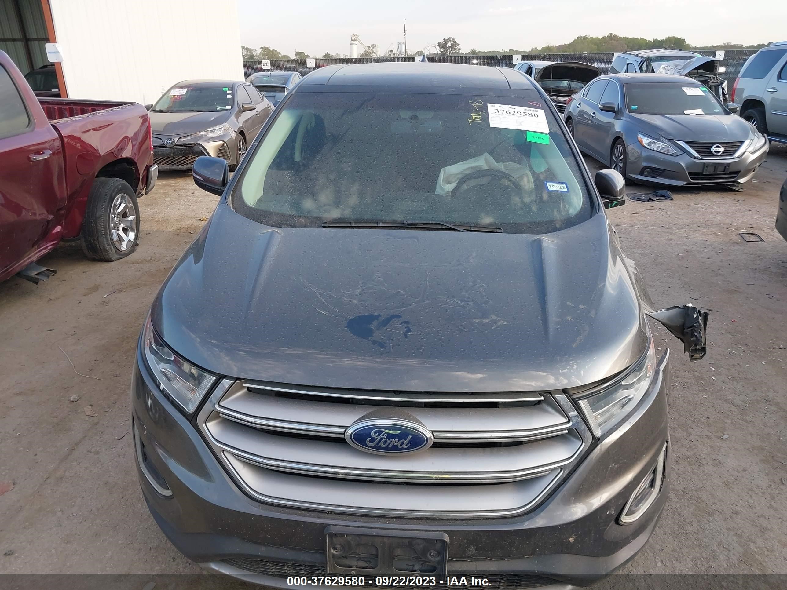 Photo 11 VIN: 2FMPK3K81HBC63729 - FORD EDGE 