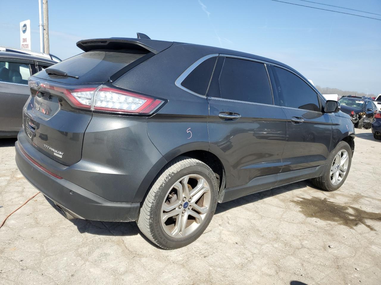 Photo 2 VIN: 2FMPK3K92JBB75688 - FORD EDGE 