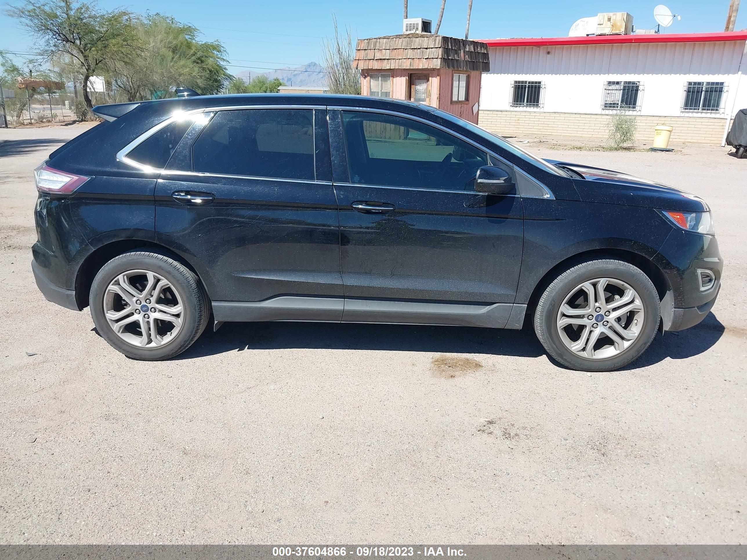 Photo 12 VIN: 2FMPK3K94JBB07795 - FORD EDGE 