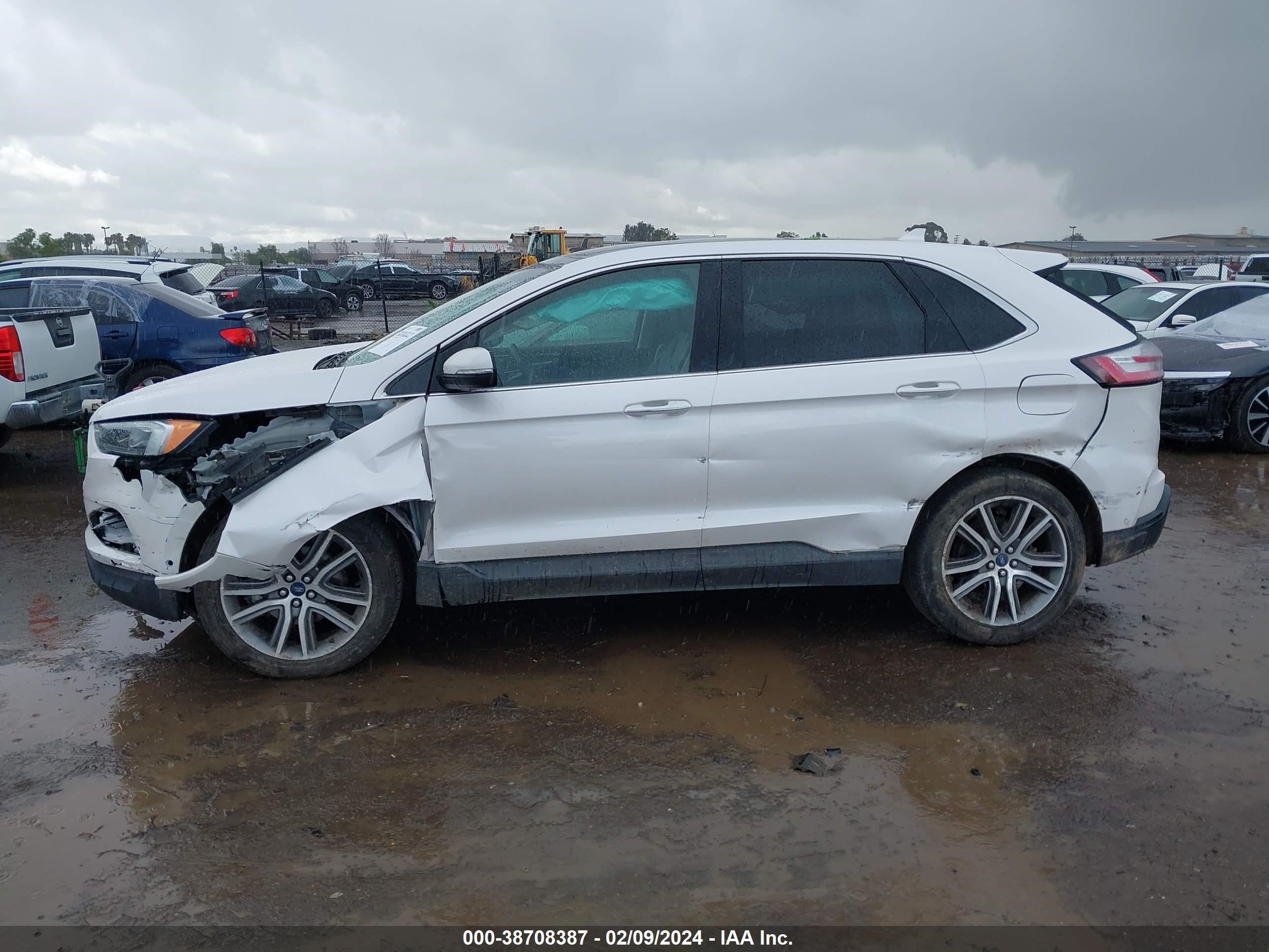 Photo 13 VIN: 2FMPK3K9XKBB13439 - FORD EDGE 