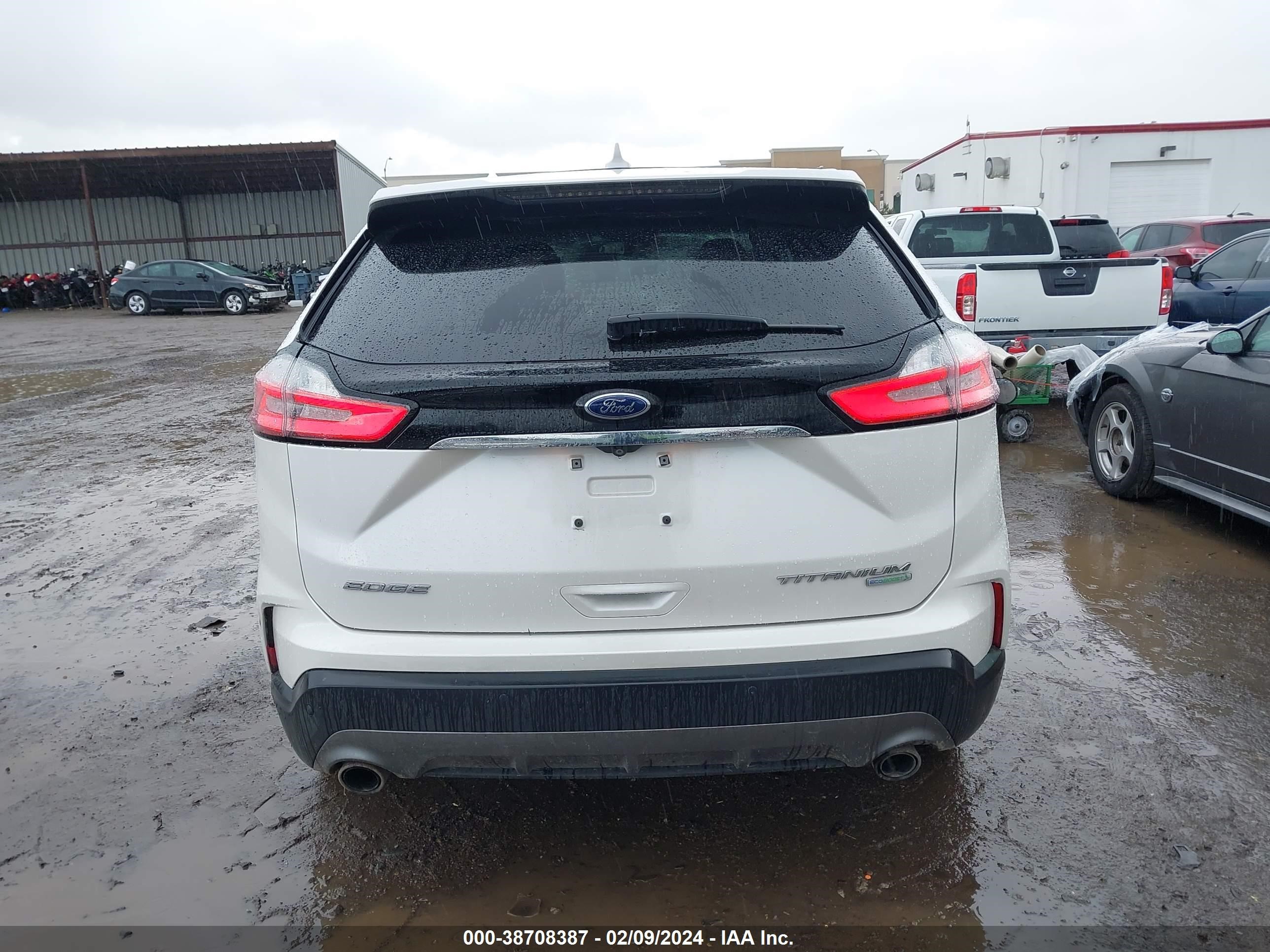 Photo 15 VIN: 2FMPK3K9XKBB13439 - FORD EDGE 