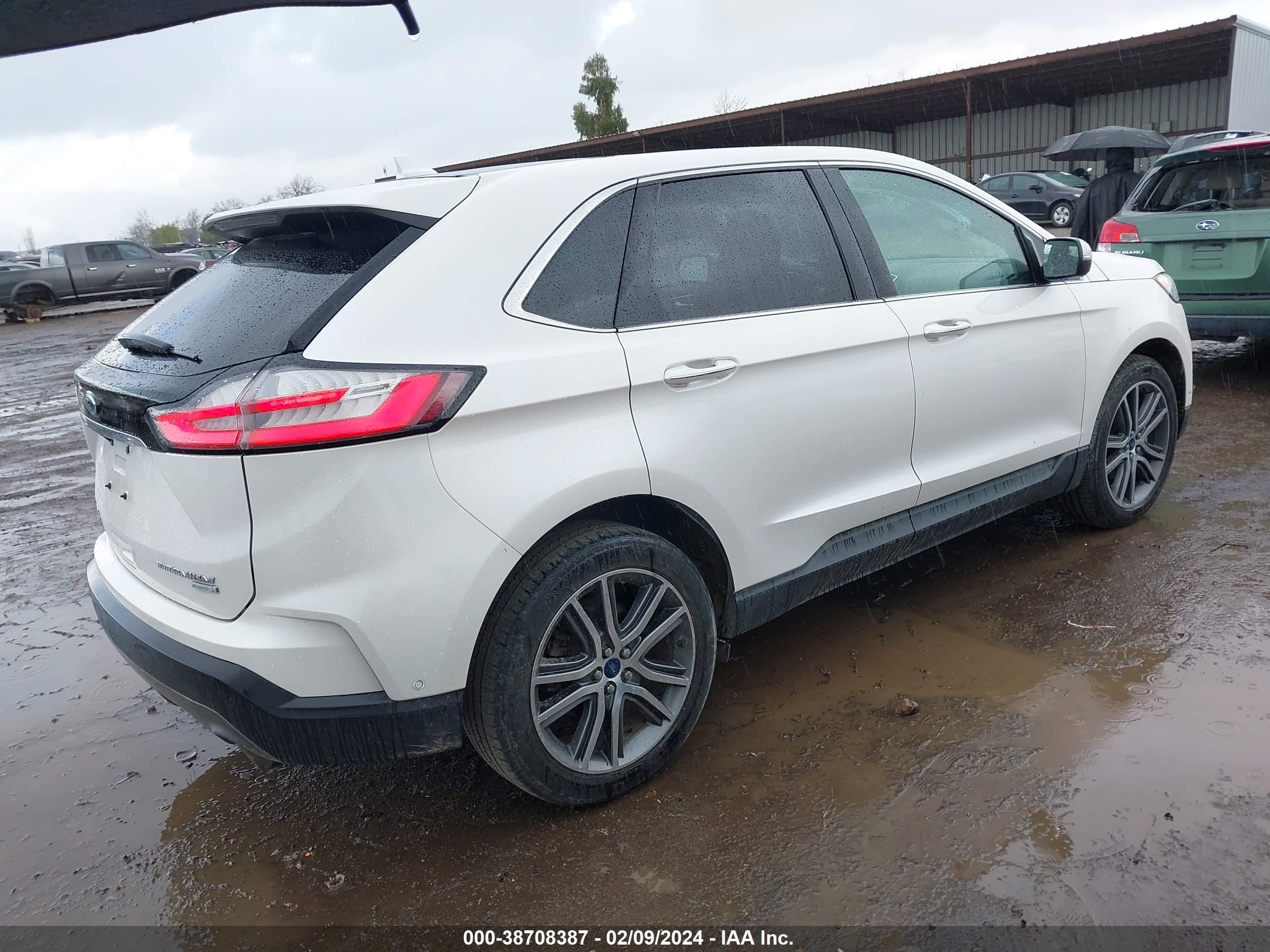 Photo 3 VIN: 2FMPK3K9XKBB13439 - FORD EDGE 