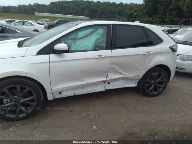 Photo 5 VIN: 2FMPK4AP4JBB94183 - FORD EDGE 