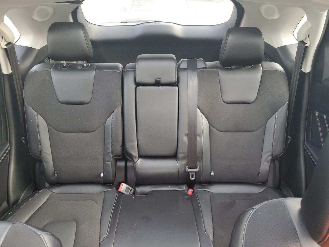 Photo 9 VIN: 2FMPK4AP8JBC59584 - FORD EDGE 