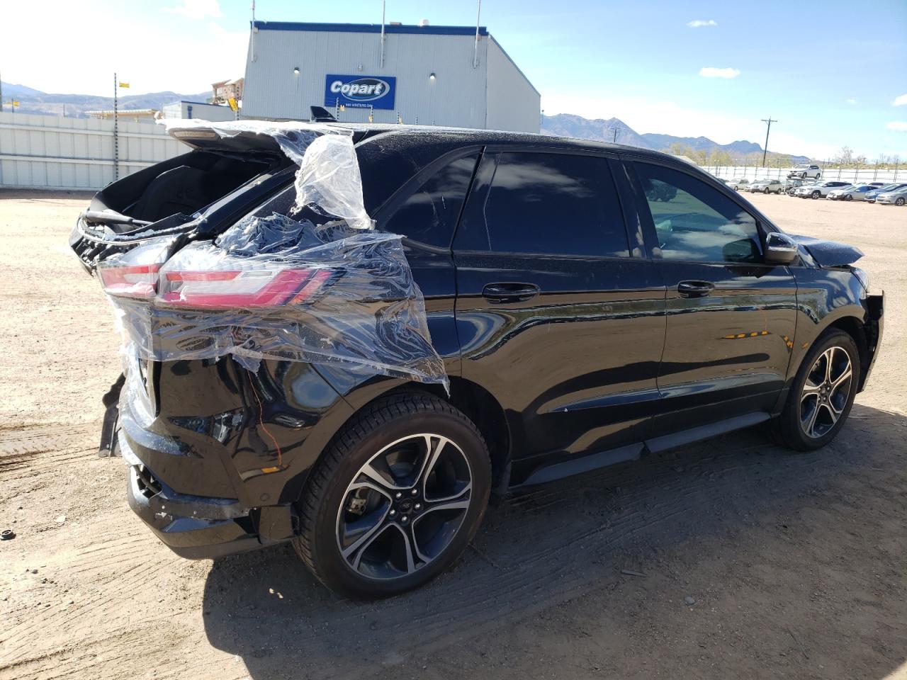 Photo 2 VIN: 2FMPK4AP8KBC20706 - FORD EDGE 