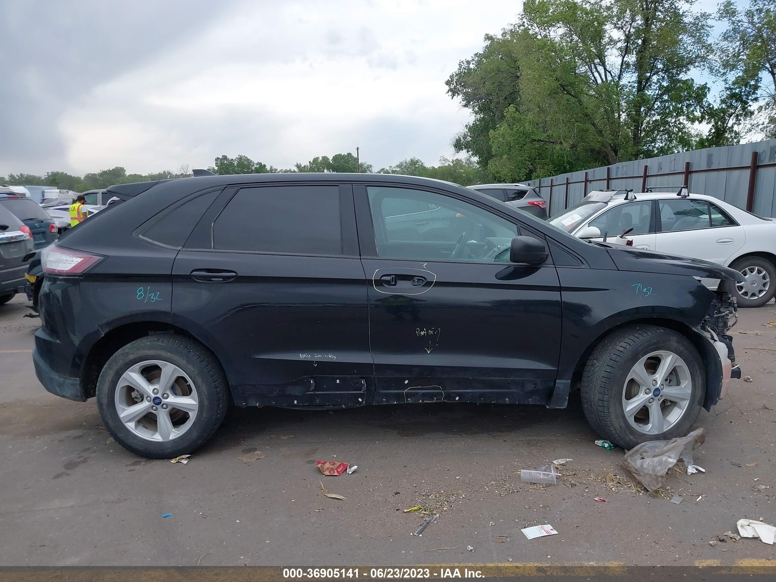 Photo 12 VIN: 2FMPK4G93HBB29862 - FORD EDGE 