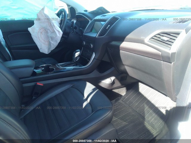 Photo 4 VIN: 2FMPK4J83HBC68762 - FORD EDGE 