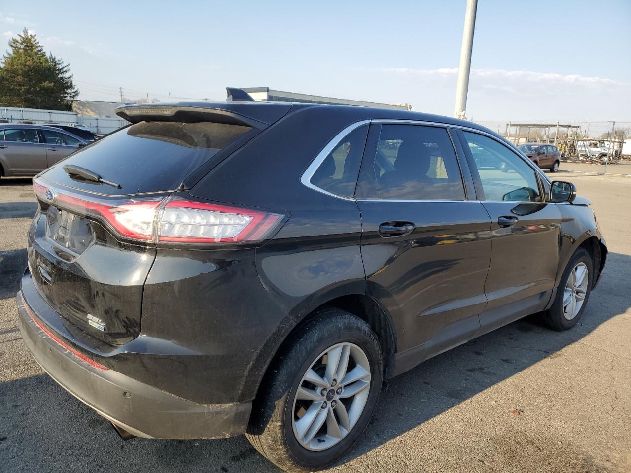 Photo 2 VIN: 2FMPK4J91JBB62275 - FORD EDGE 