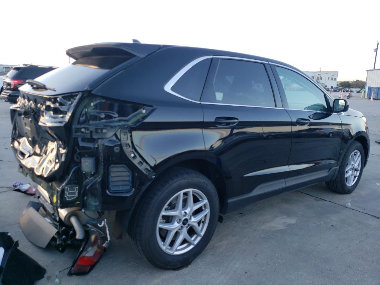 Photo 2 VIN: 2FMPK4J91PBA46065 - FORD EDGE 