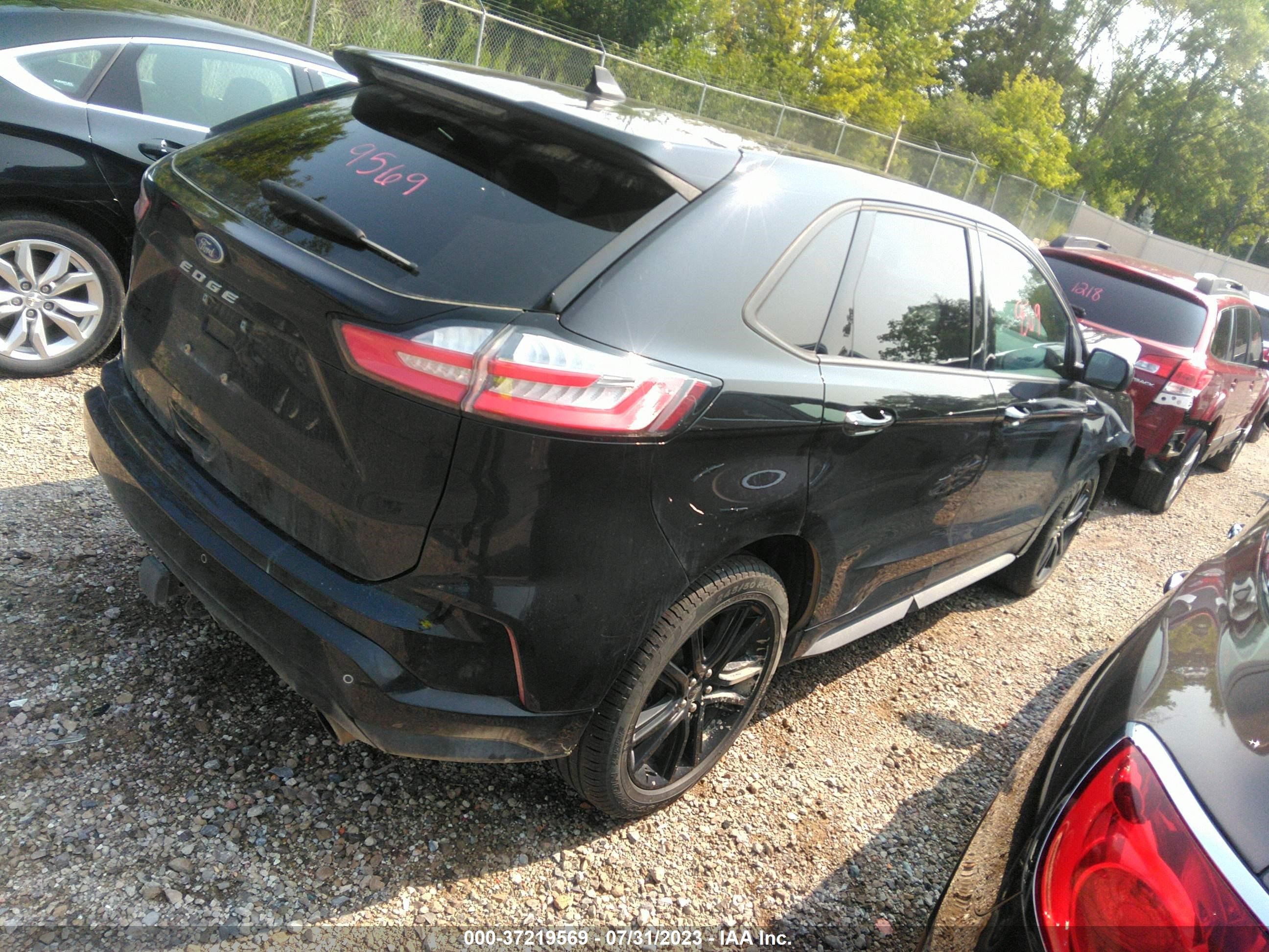 Photo 3 VIN: 2FMPK4J93MBA13726 - FORD EDGE 