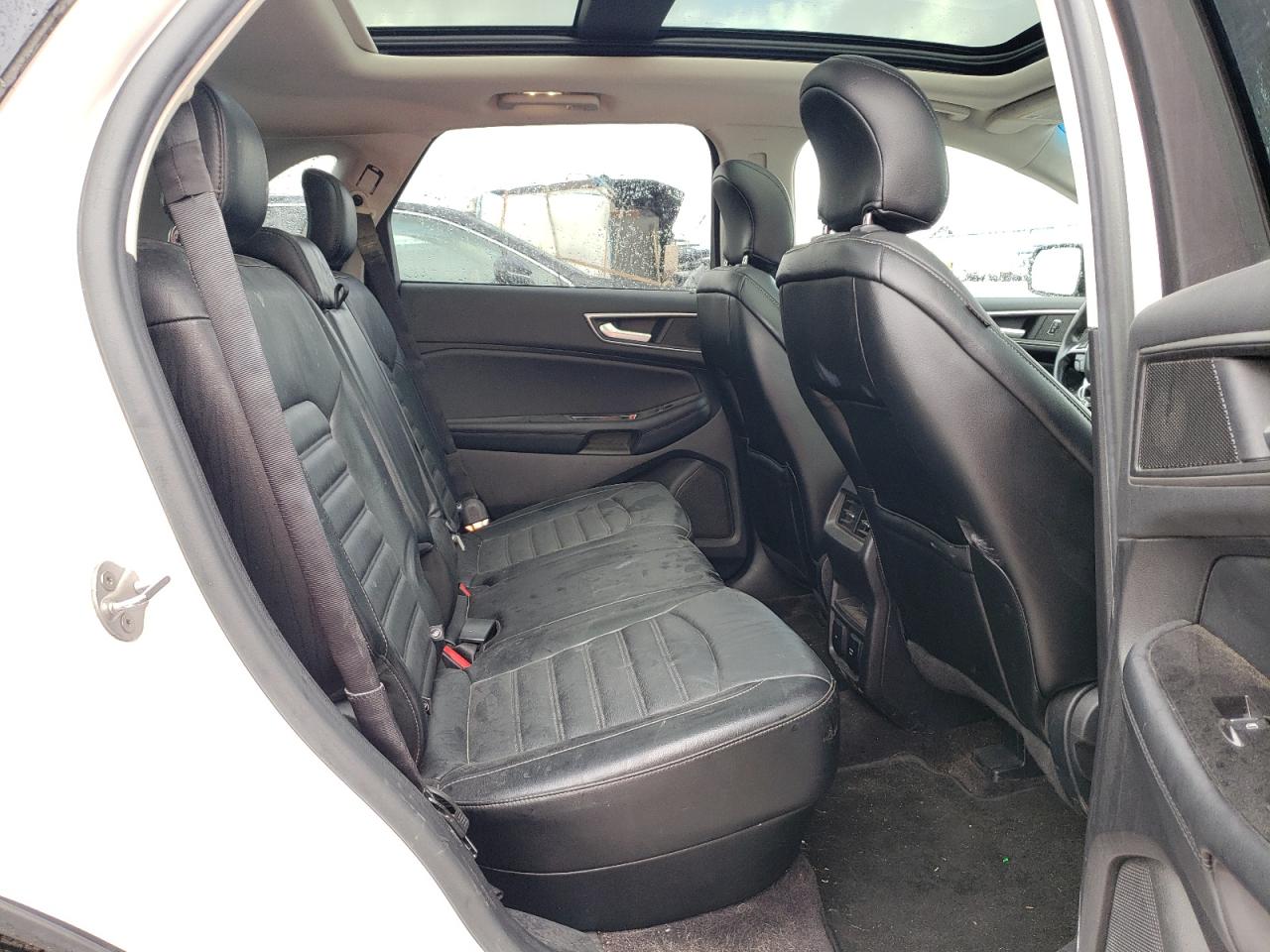 Photo 10 VIN: 2FMPK4J94GBC42923 - FORD EDGE 