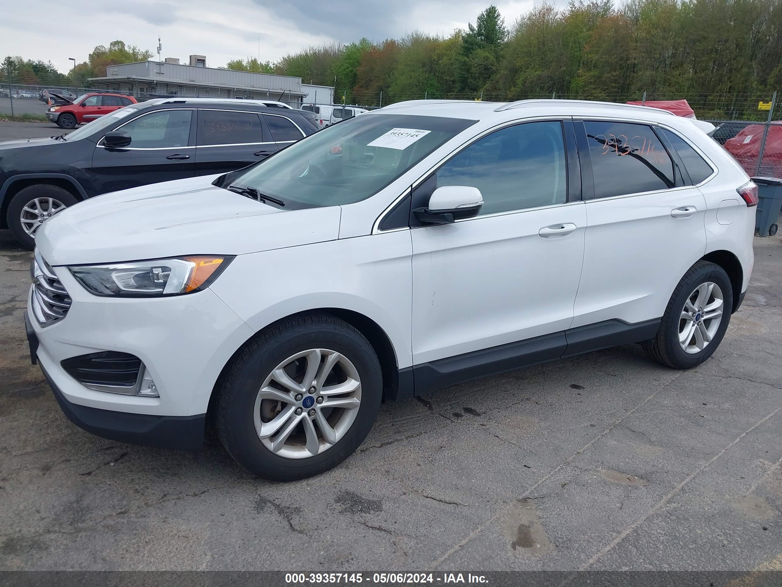 Photo 13 VIN: 2FMPK4J94KBC31087 - FORD EDGE 