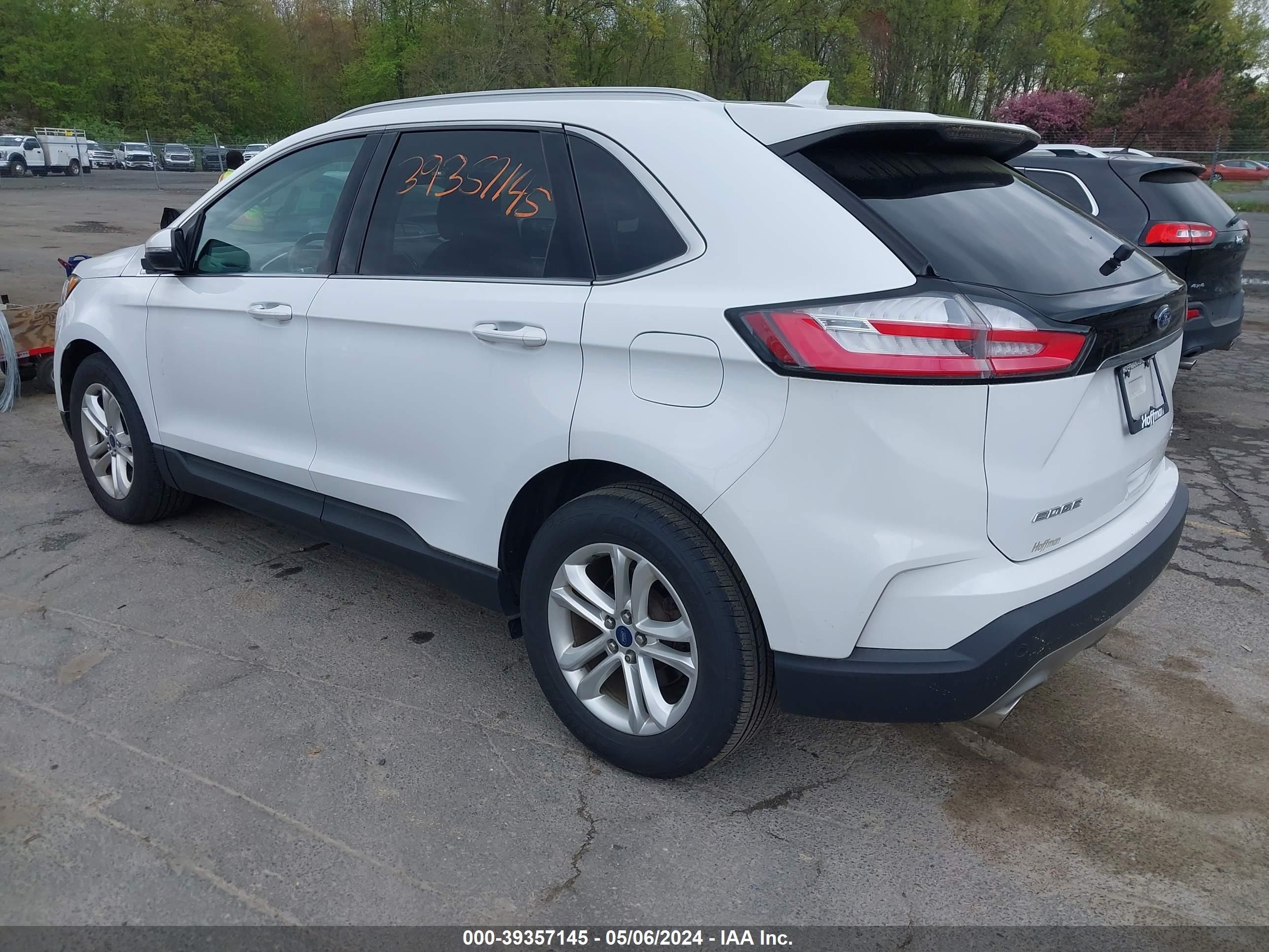 Photo 2 VIN: 2FMPK4J94KBC31087 - FORD EDGE 