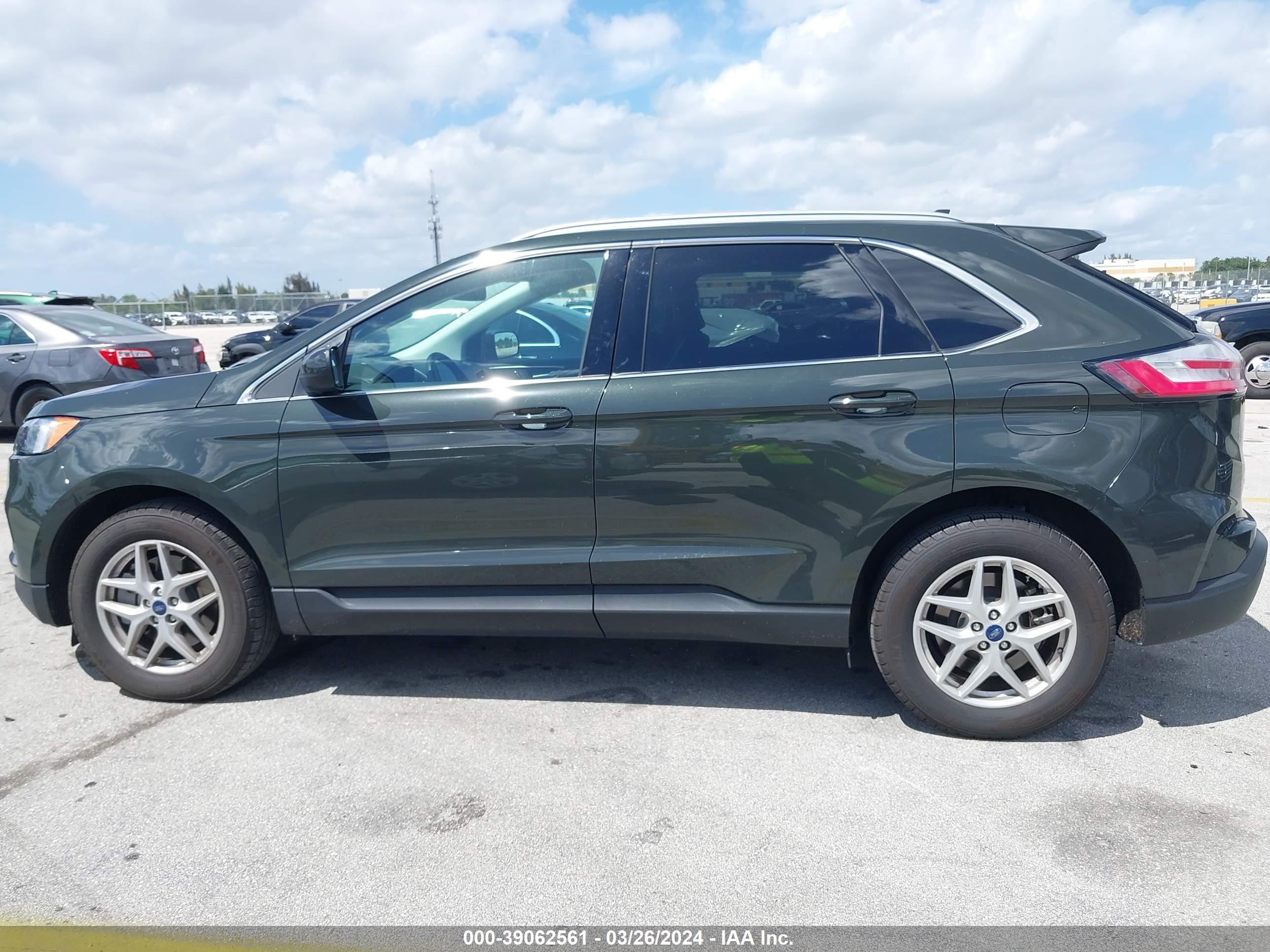 Photo 13 VIN: 2FMPK4J94NBA89103 - FORD EDGE 