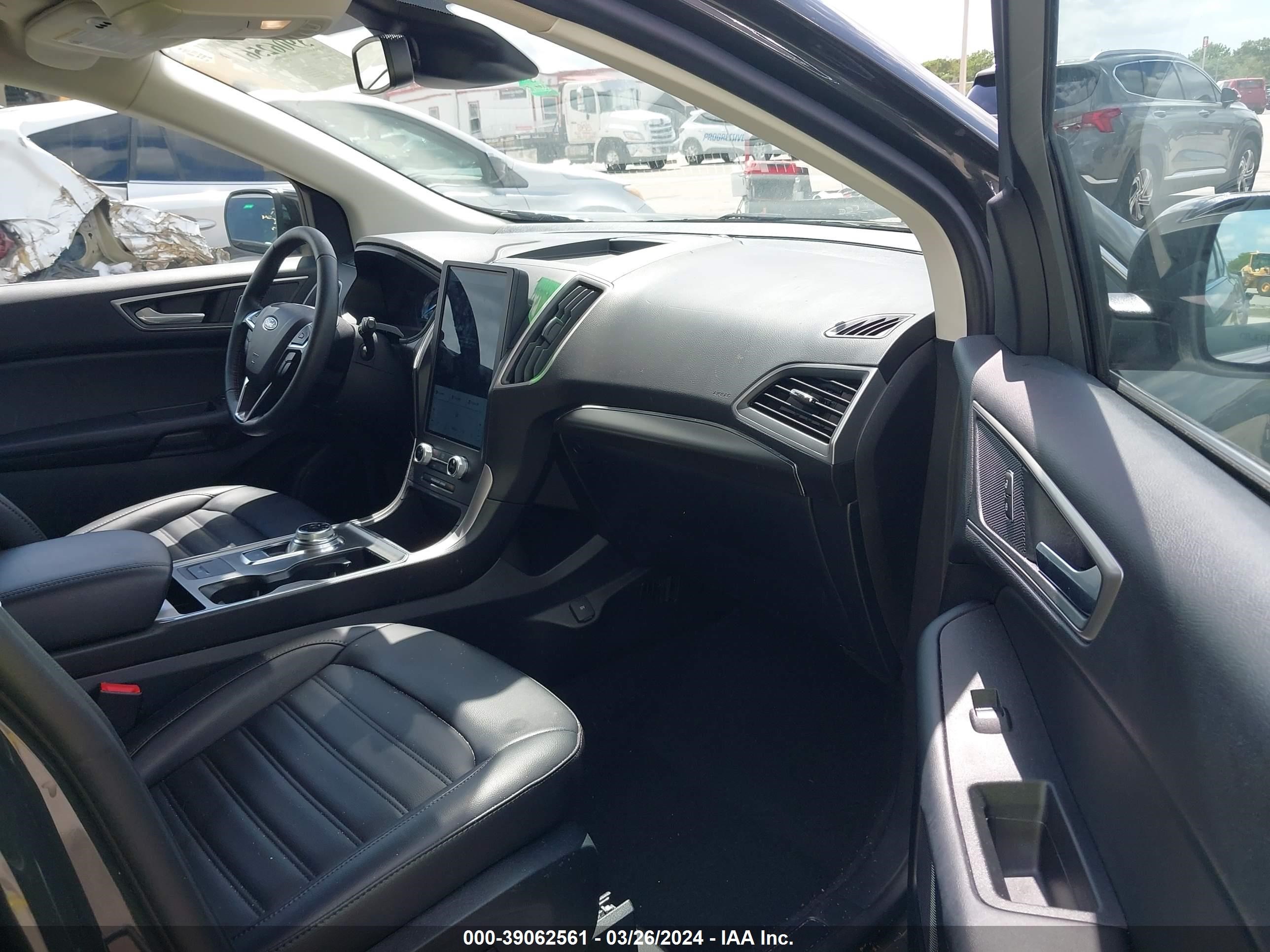 Photo 4 VIN: 2FMPK4J94NBA89103 - FORD EDGE 