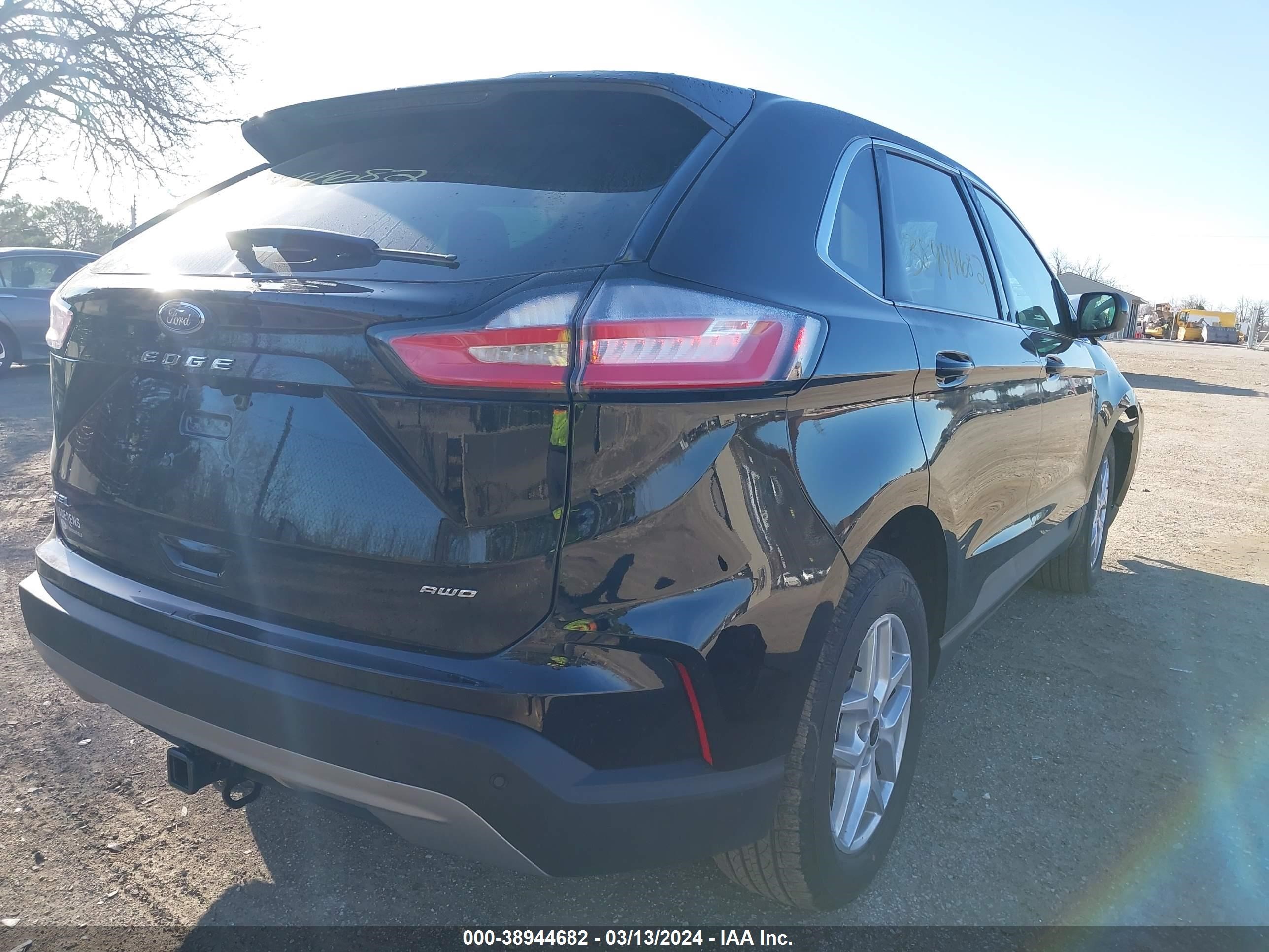 Photo 3 VIN: 2FMPK4J94RBA41056 - FORD EDGE 