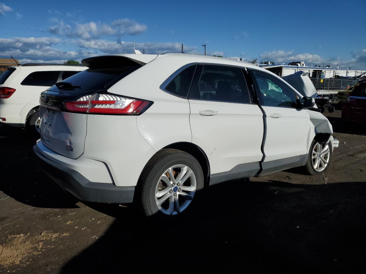 Photo 2 VIN: 2FMPK4J95LBA29859 - FORD EDGE 