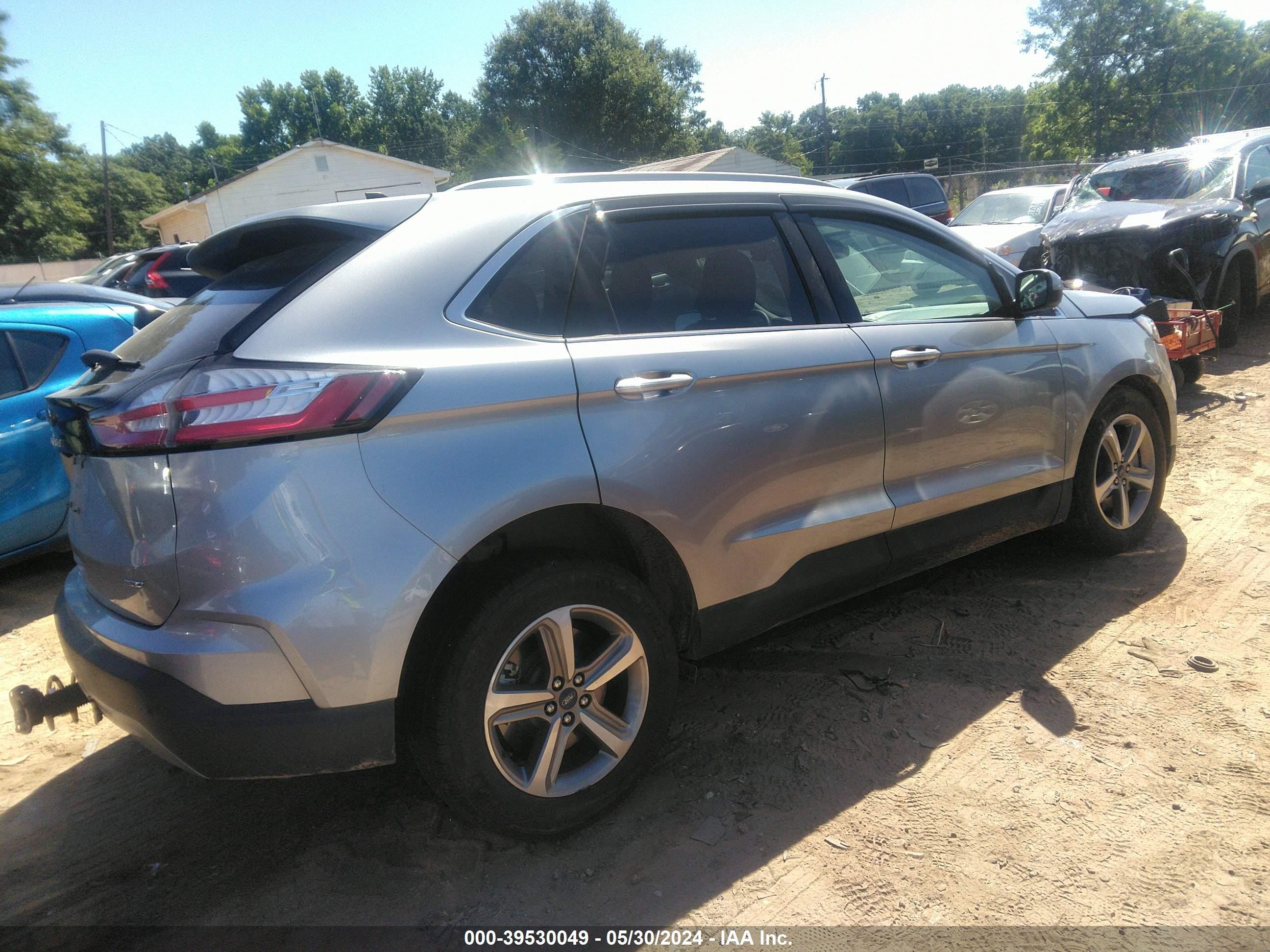 Photo 3 VIN: 2FMPK4J95NBA71628 - FORD EDGE 