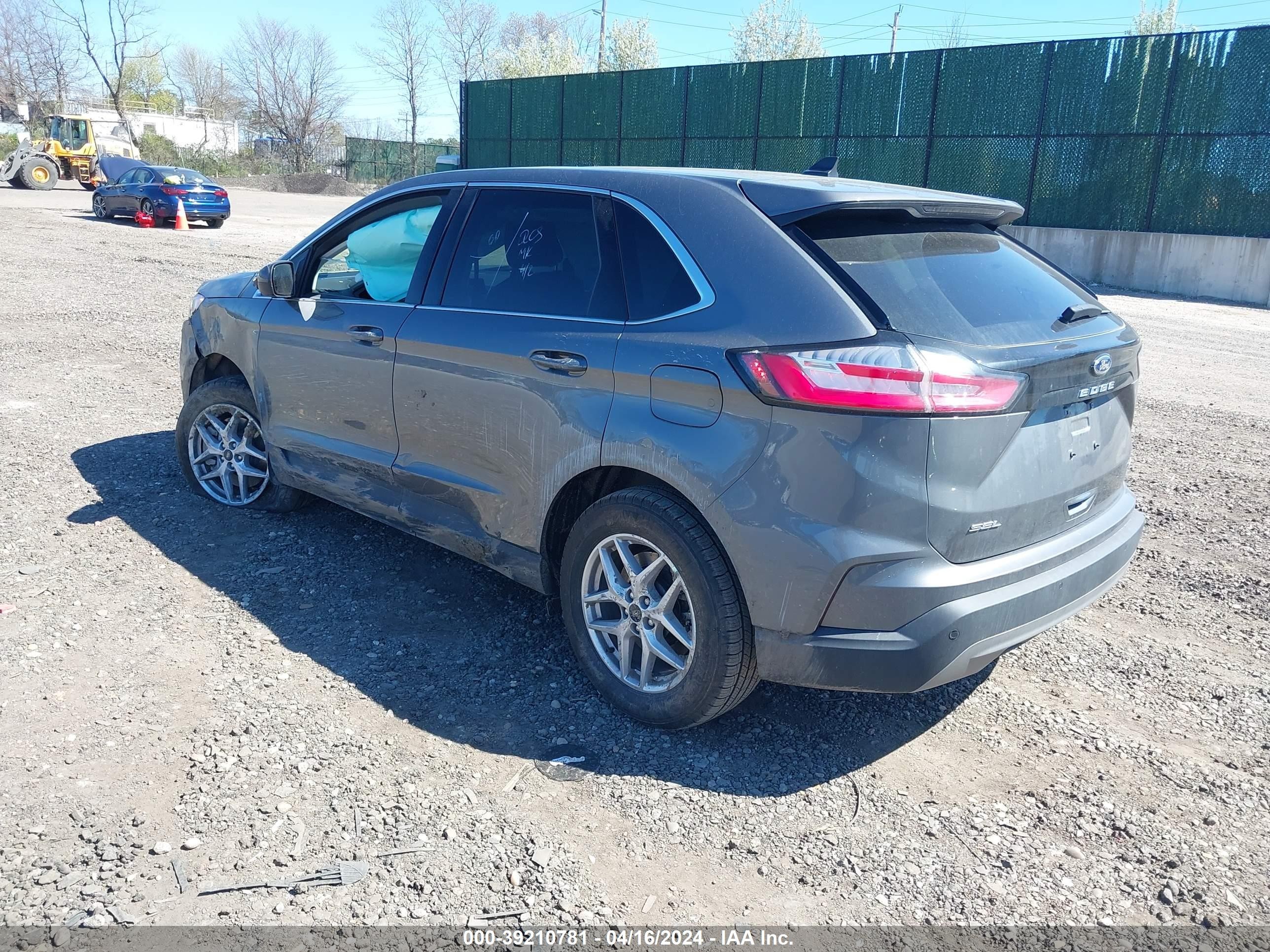 Photo 2 VIN: 2FMPK4J95RBA70260 - FORD EDGE 