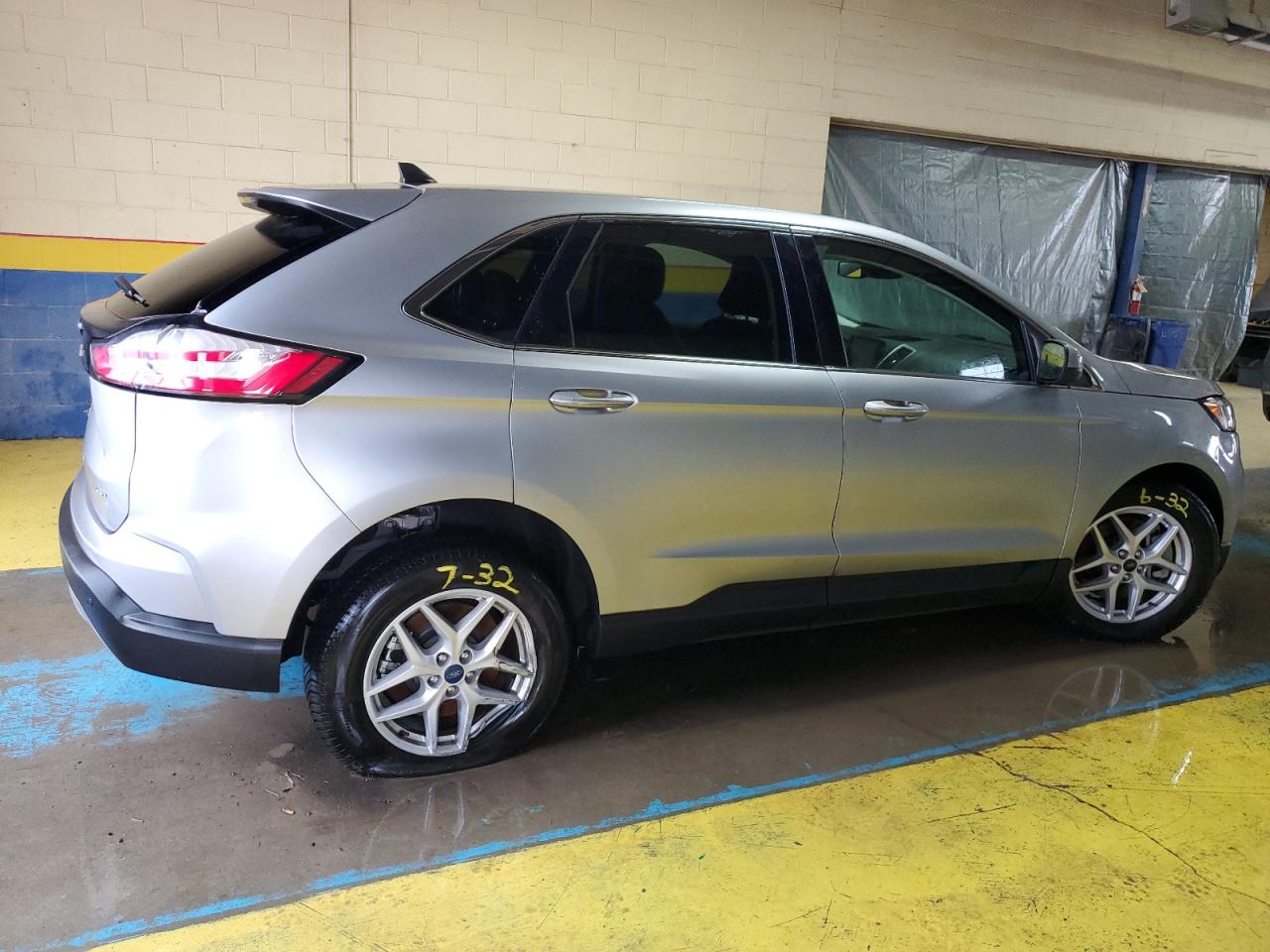 Photo 2 VIN: 2FMPK4J96PBA38513 - FORD EDGE 