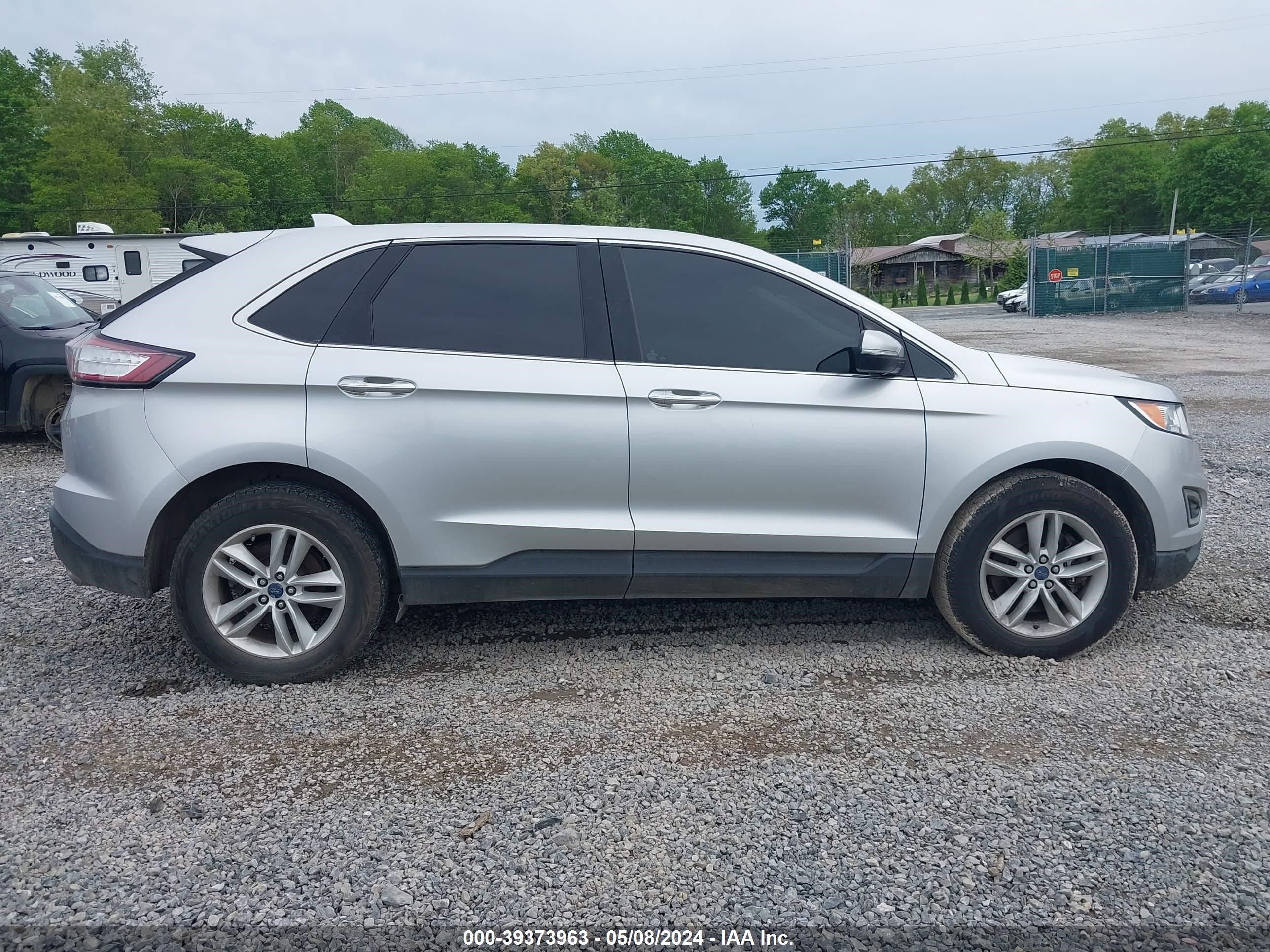 Photo 13 VIN: 2FMPK4J98GBB75002 - FORD EDGE 