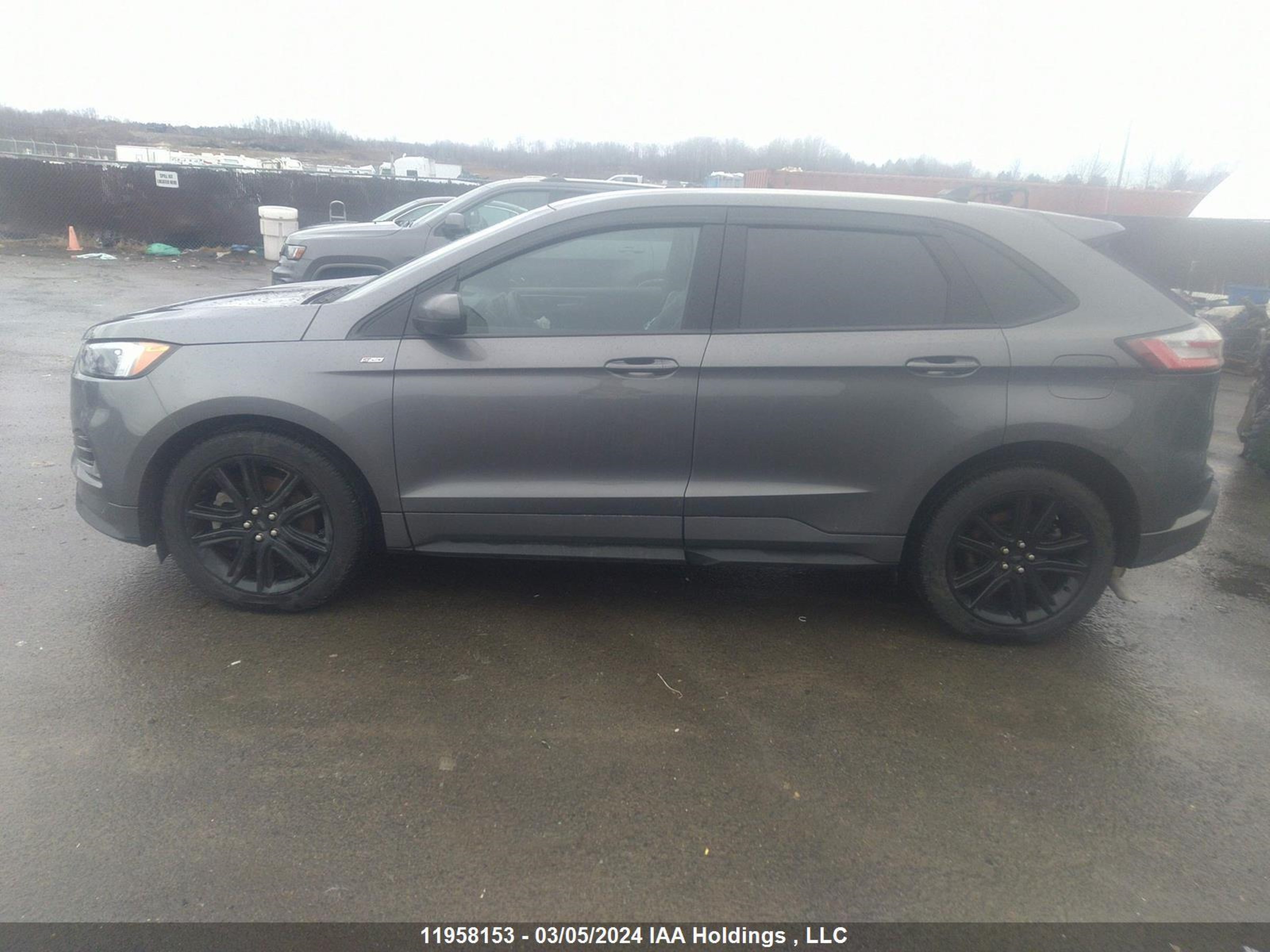 Photo 13 VIN: 2FMPK4J99PBA11399 - FORD EDGE 