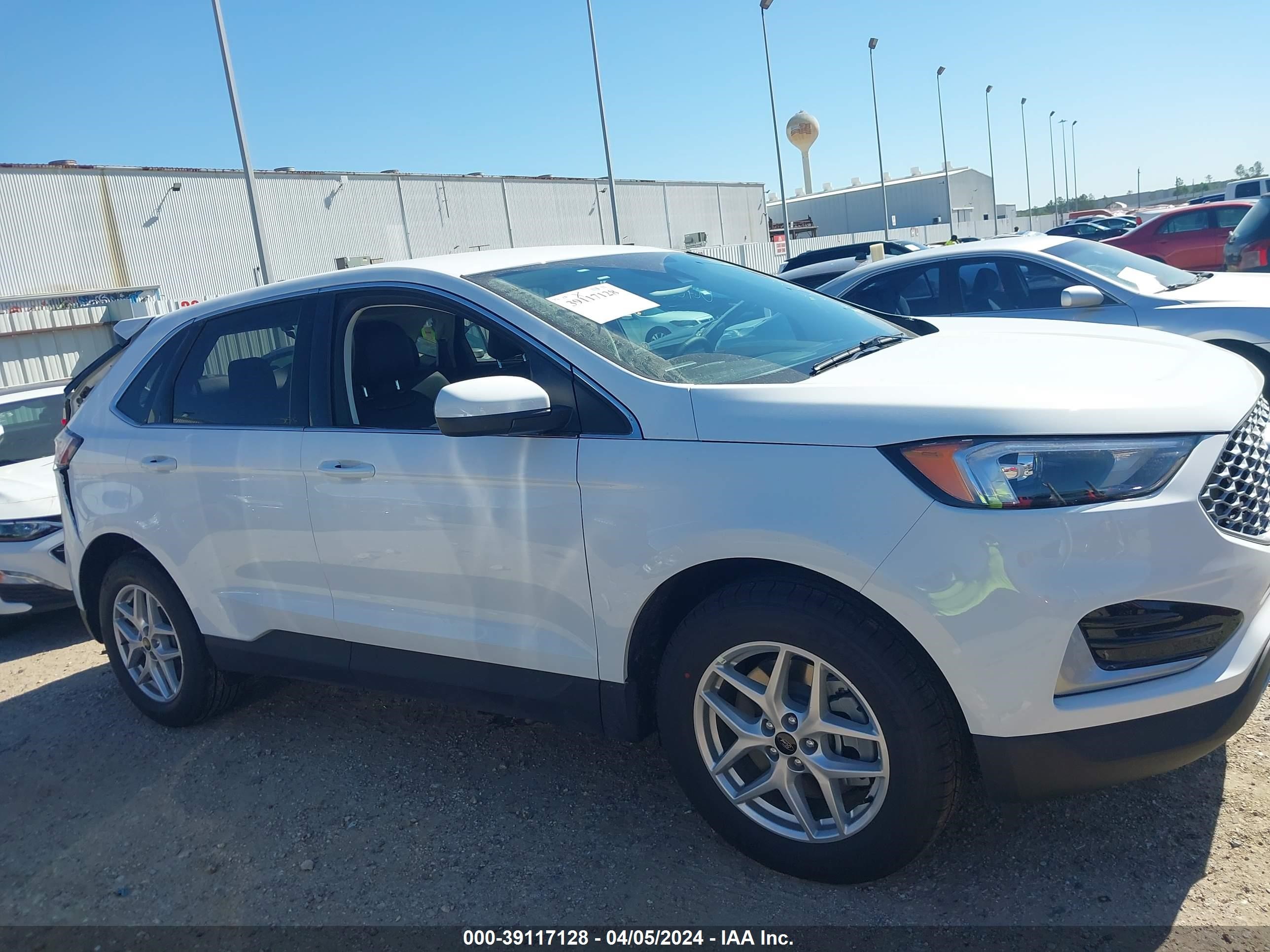 Photo 12 VIN: 2FMPK4J99RBA76773 - FORD EDGE 