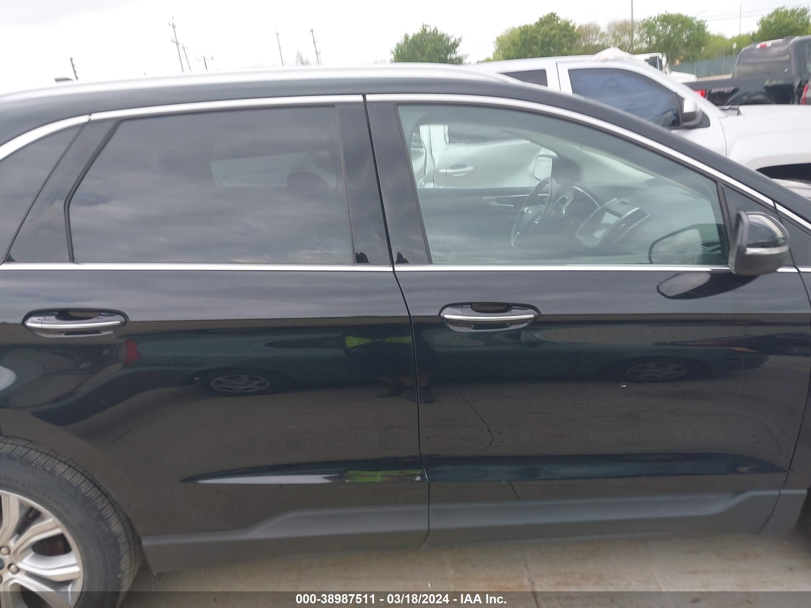 Photo 12 VIN: 2FMPK4K91KBB93686 - FORD EDGE 