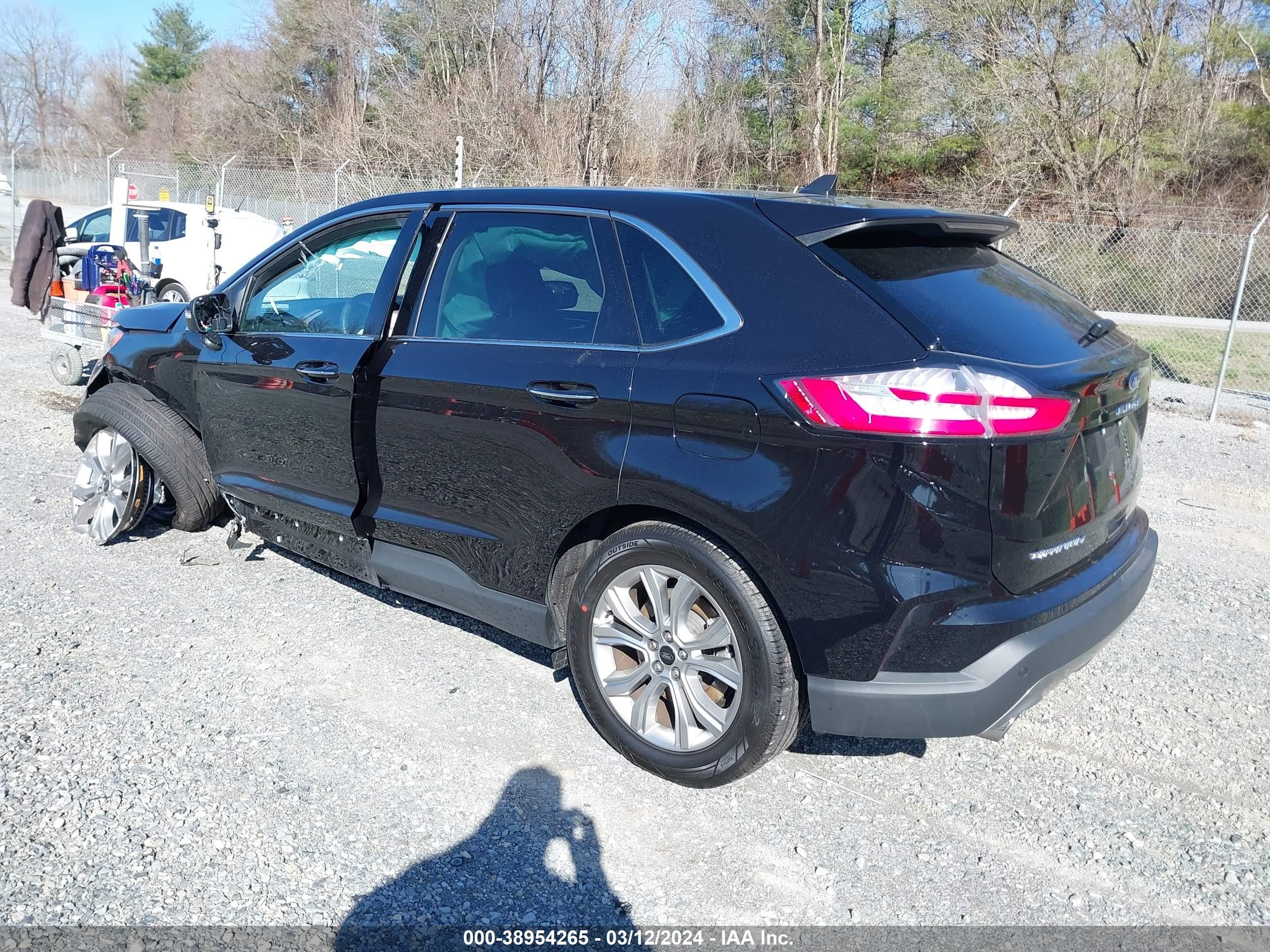 Photo 2 VIN: 2FMPK4K93RBA50054 - FORD EDGE 