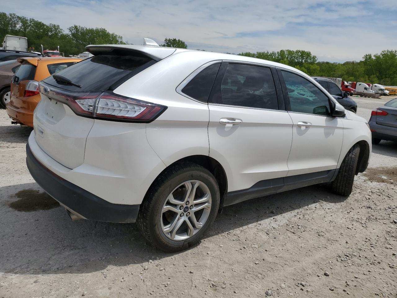 Photo 2 VIN: 2FMPK4K94GBB43940 - FORD EDGE 