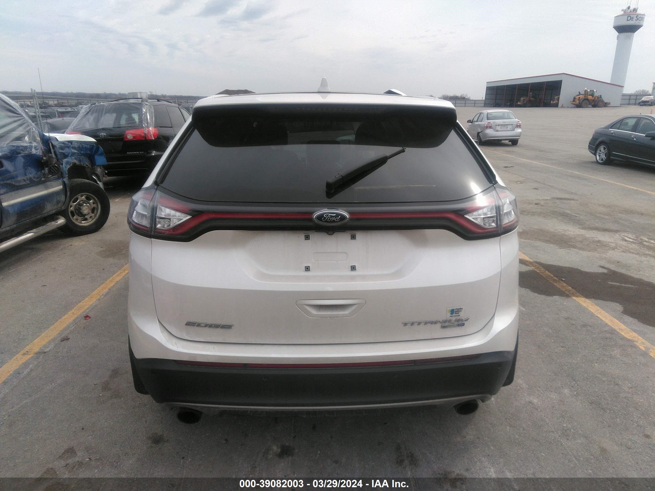 Photo 15 VIN: 2FMPK4K95JBC25764 - FORD EDGE 