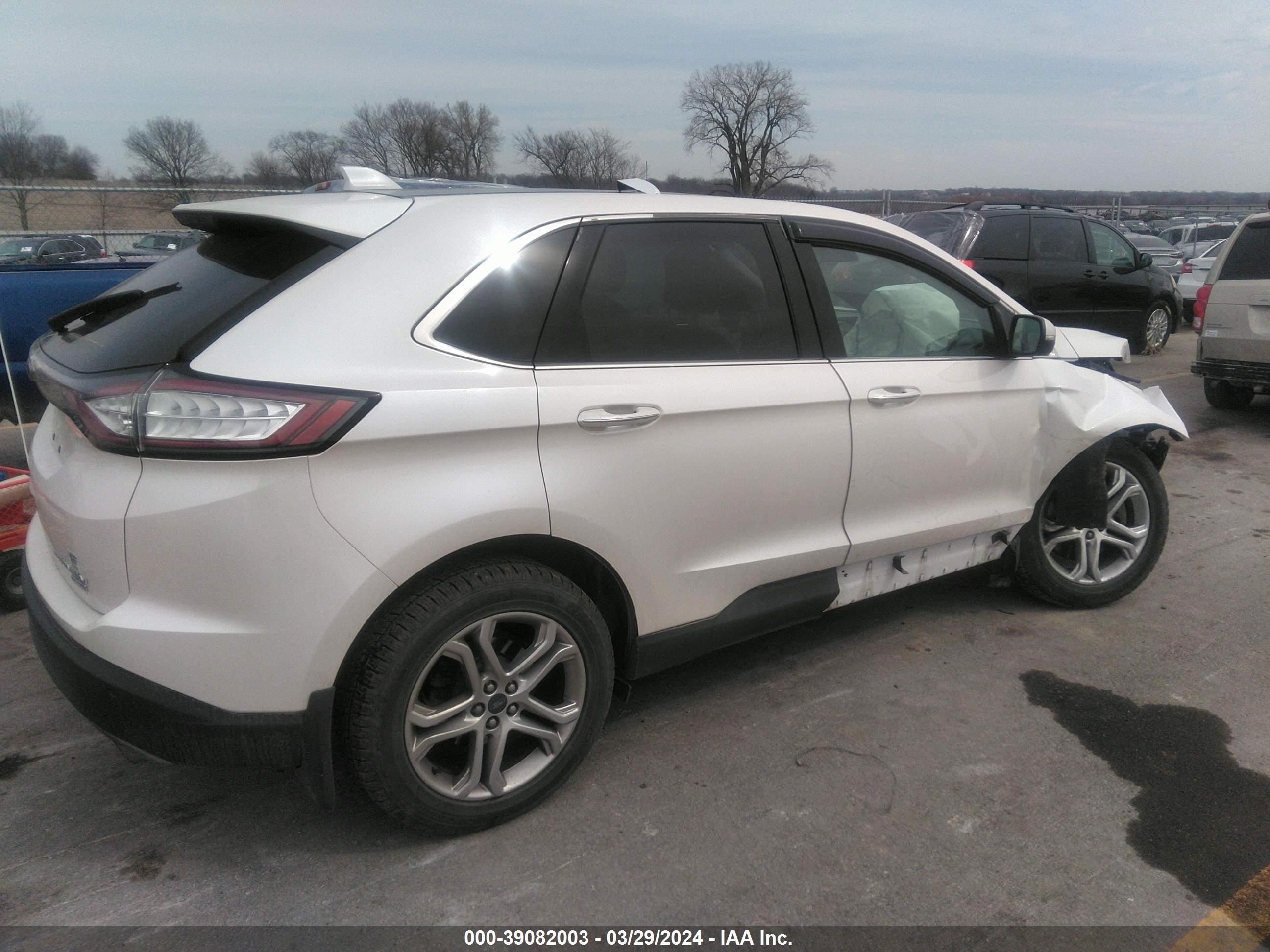 Photo 3 VIN: 2FMPK4K95JBC25764 - FORD EDGE 