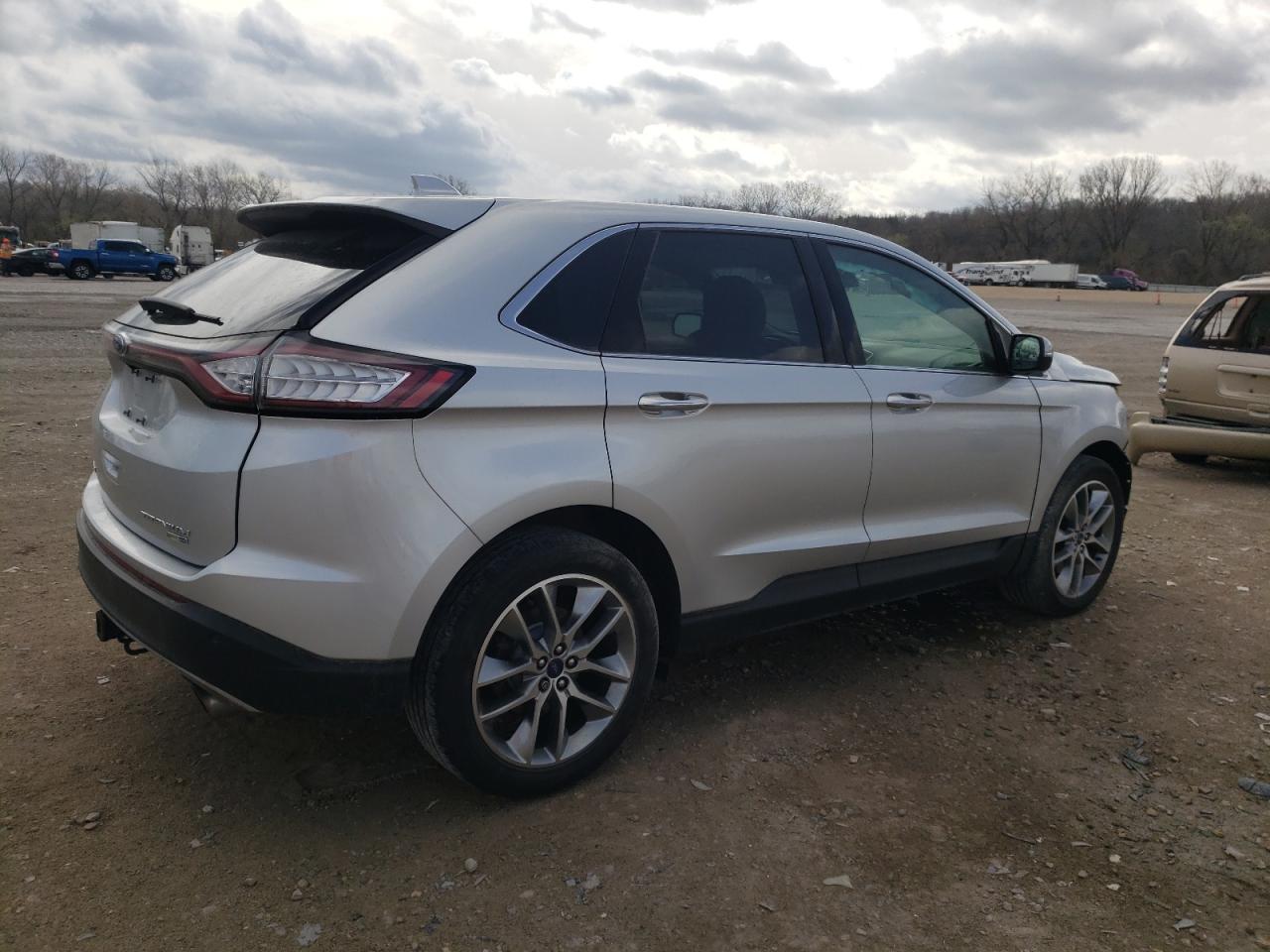 Photo 2 VIN: 2FMPK4K97JBB32762 - FORD EDGE 