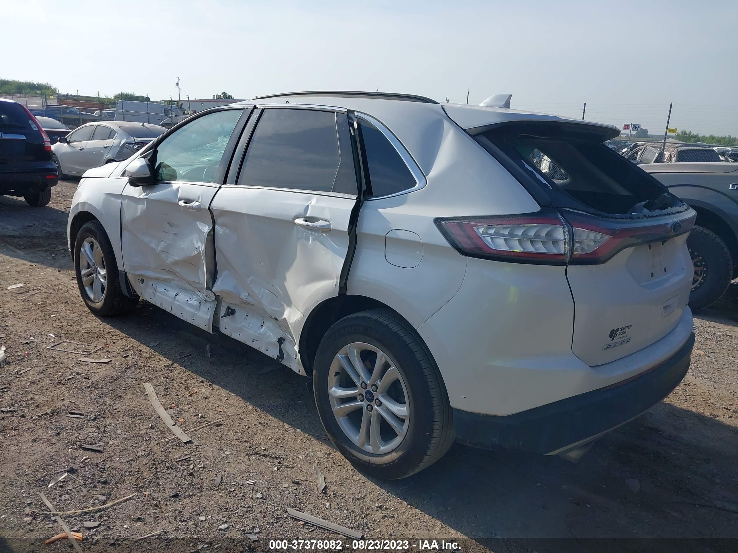 Photo 2 VIN: 2FMTK3J8XFBC23467 - FORD EDGE 