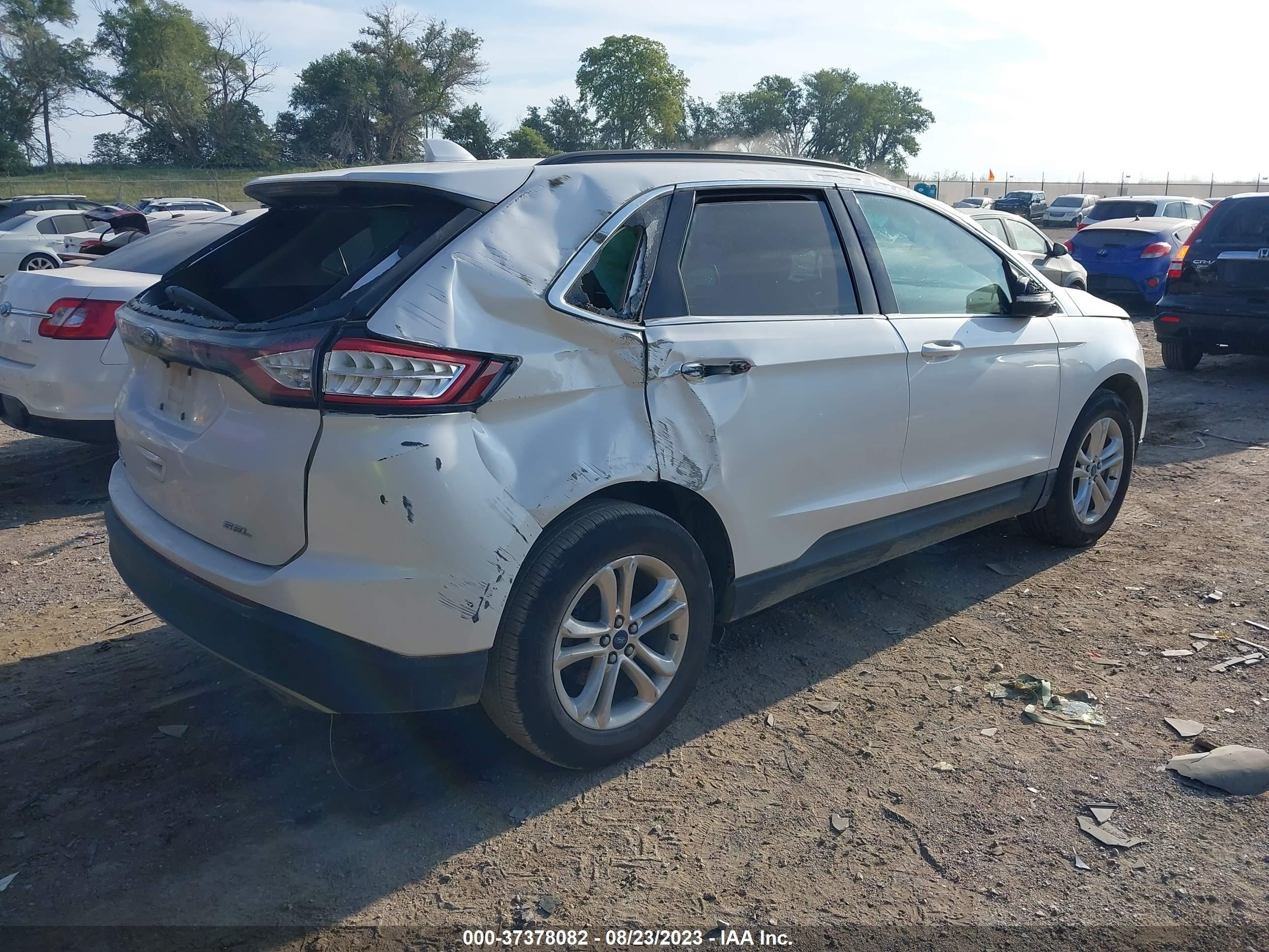 Photo 3 VIN: 2FMTK3J8XFBC23467 - FORD EDGE 